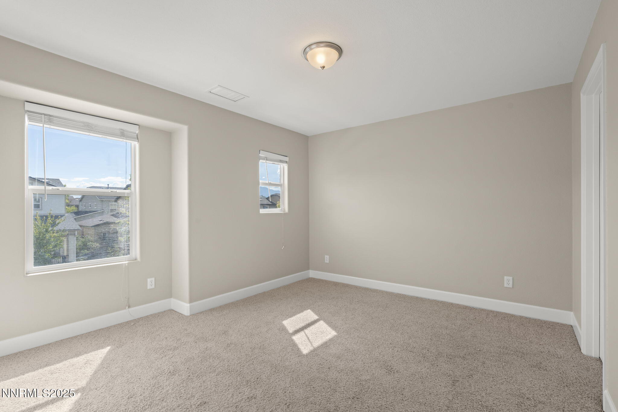 19-web-or-mls-_DSC3484