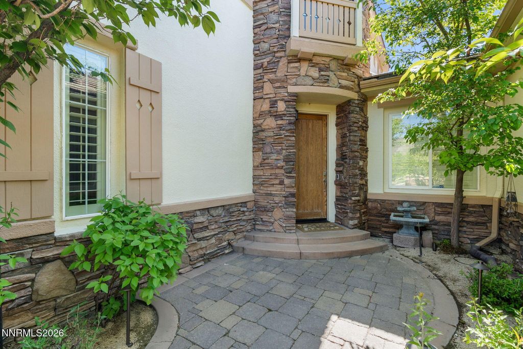 Photo of 2615 Vitoria Court, Reno, NV 89521 (MLS # 260006135)