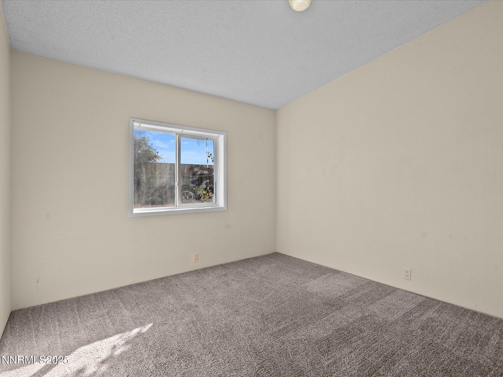 34-871 Jennys Ln-133