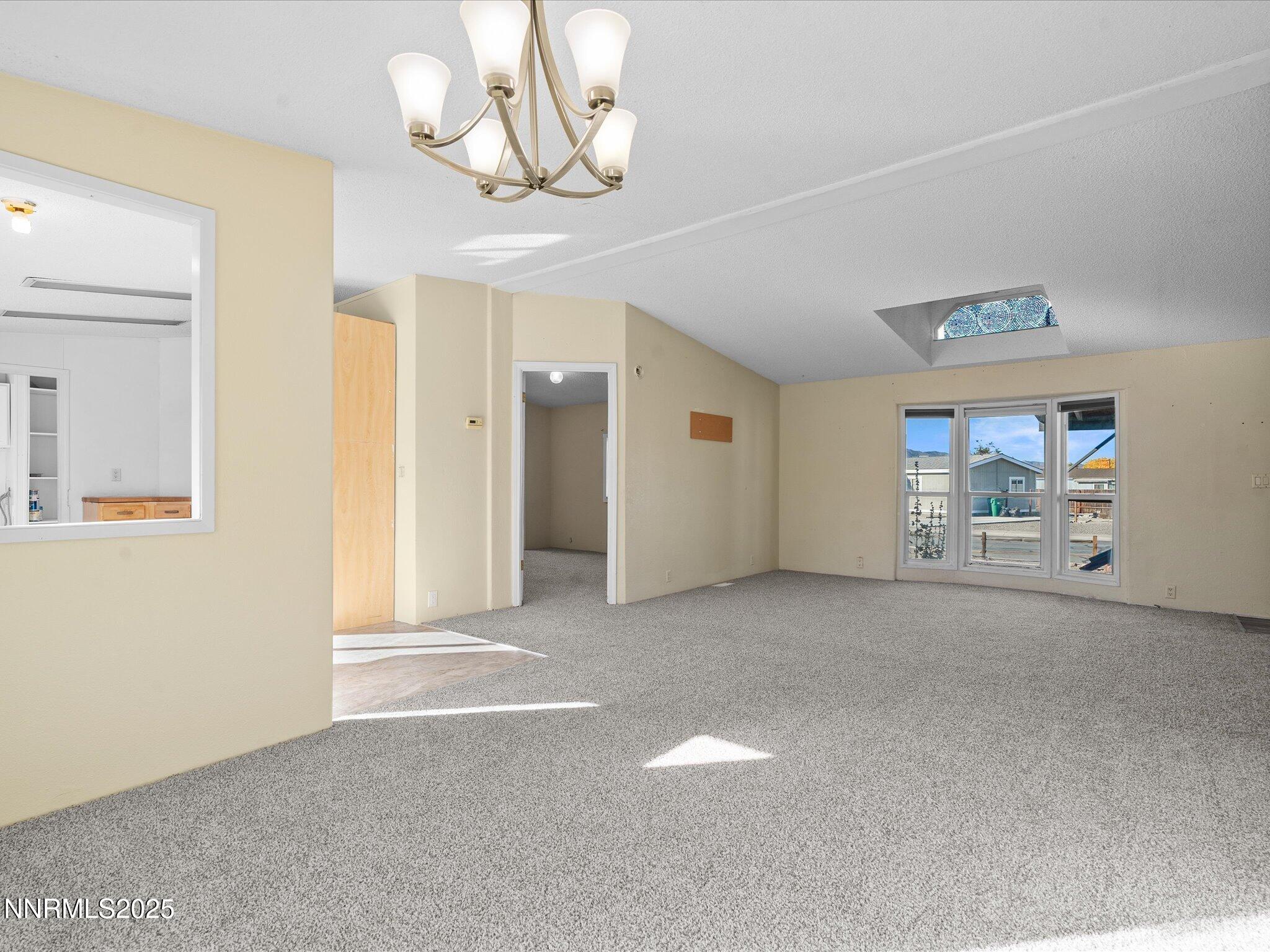 14-871 Jennys Ln-113