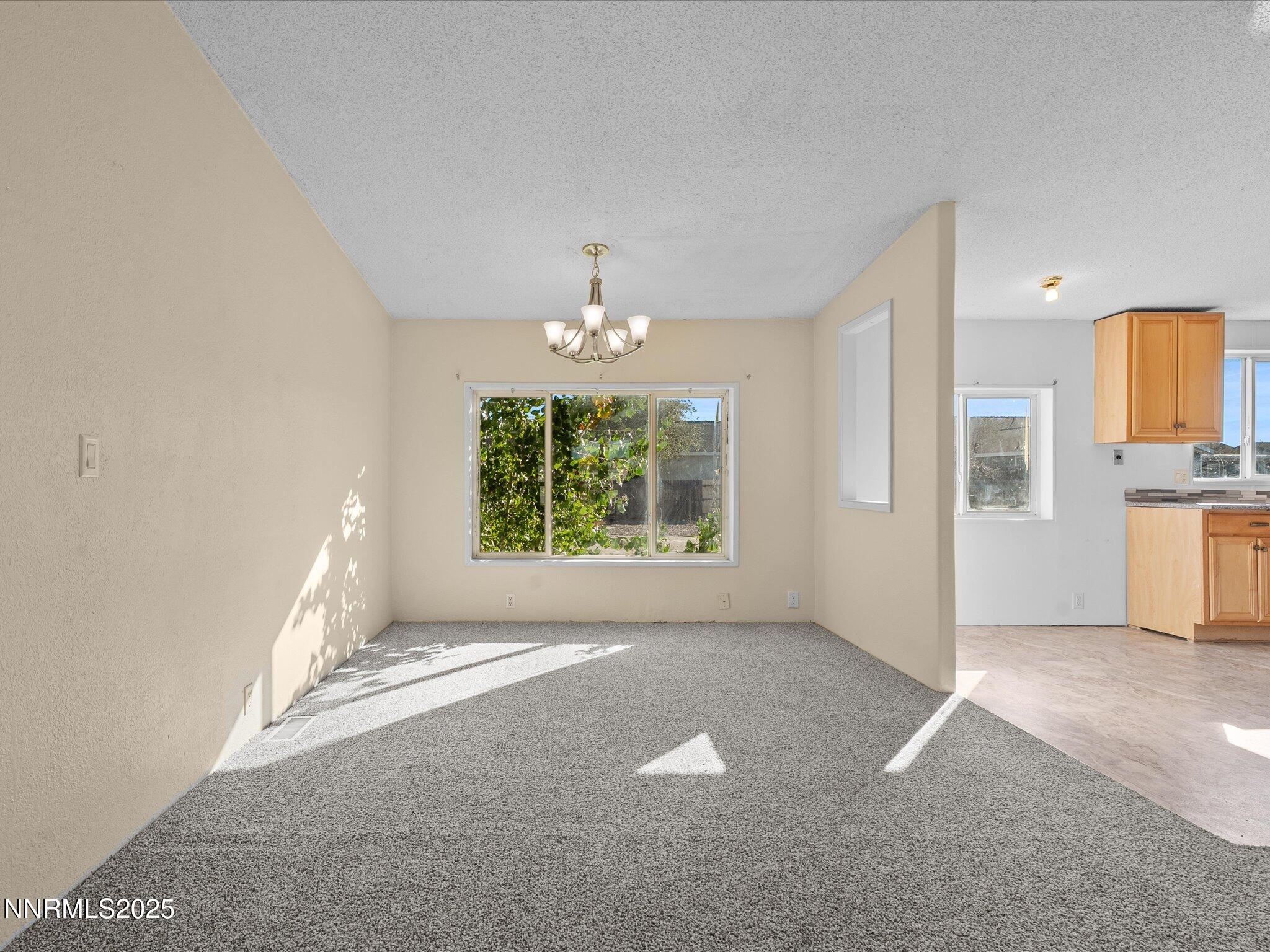 15-871 Jennys Ln-114