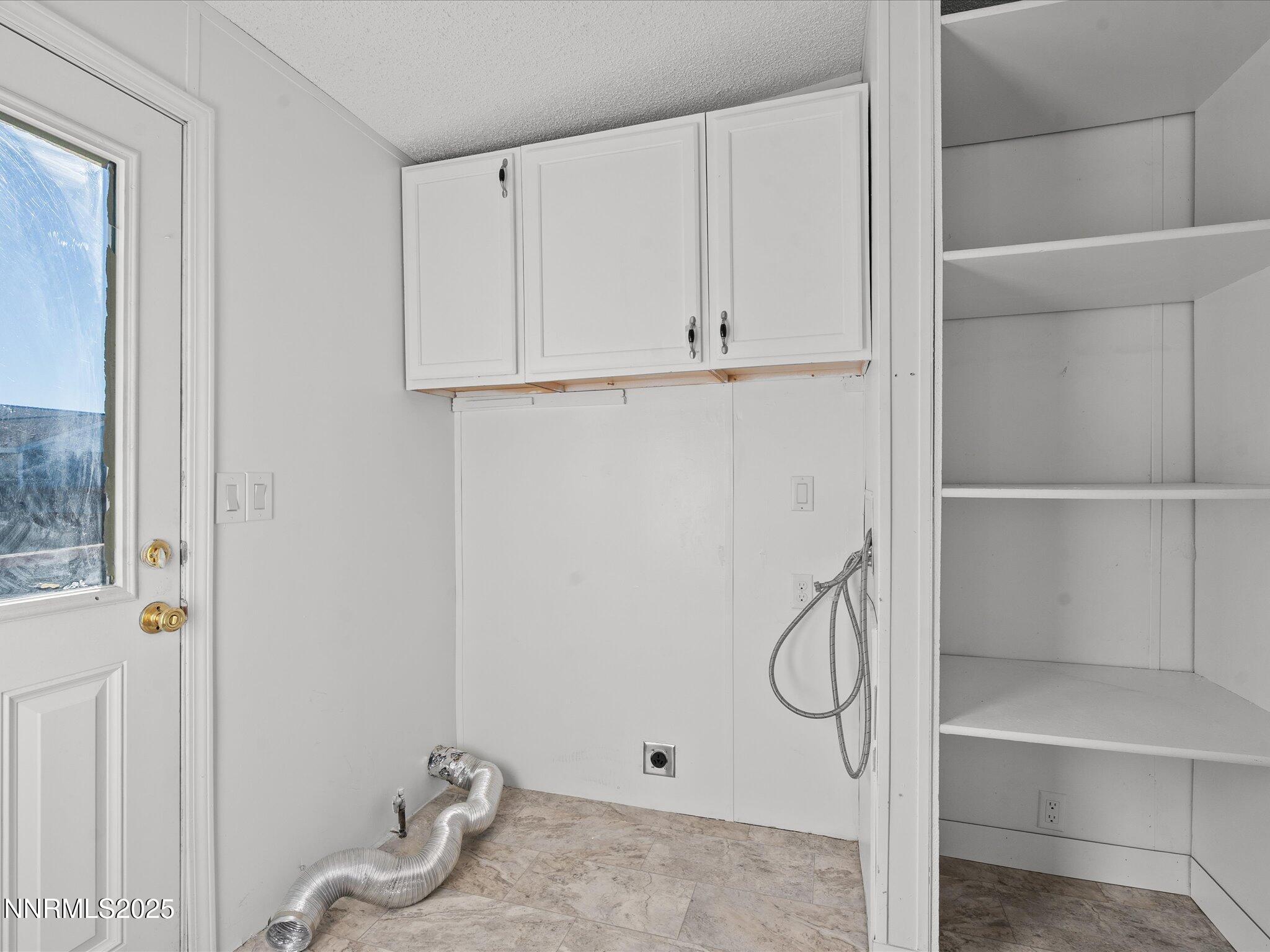 22-871 Jennys Ln-121