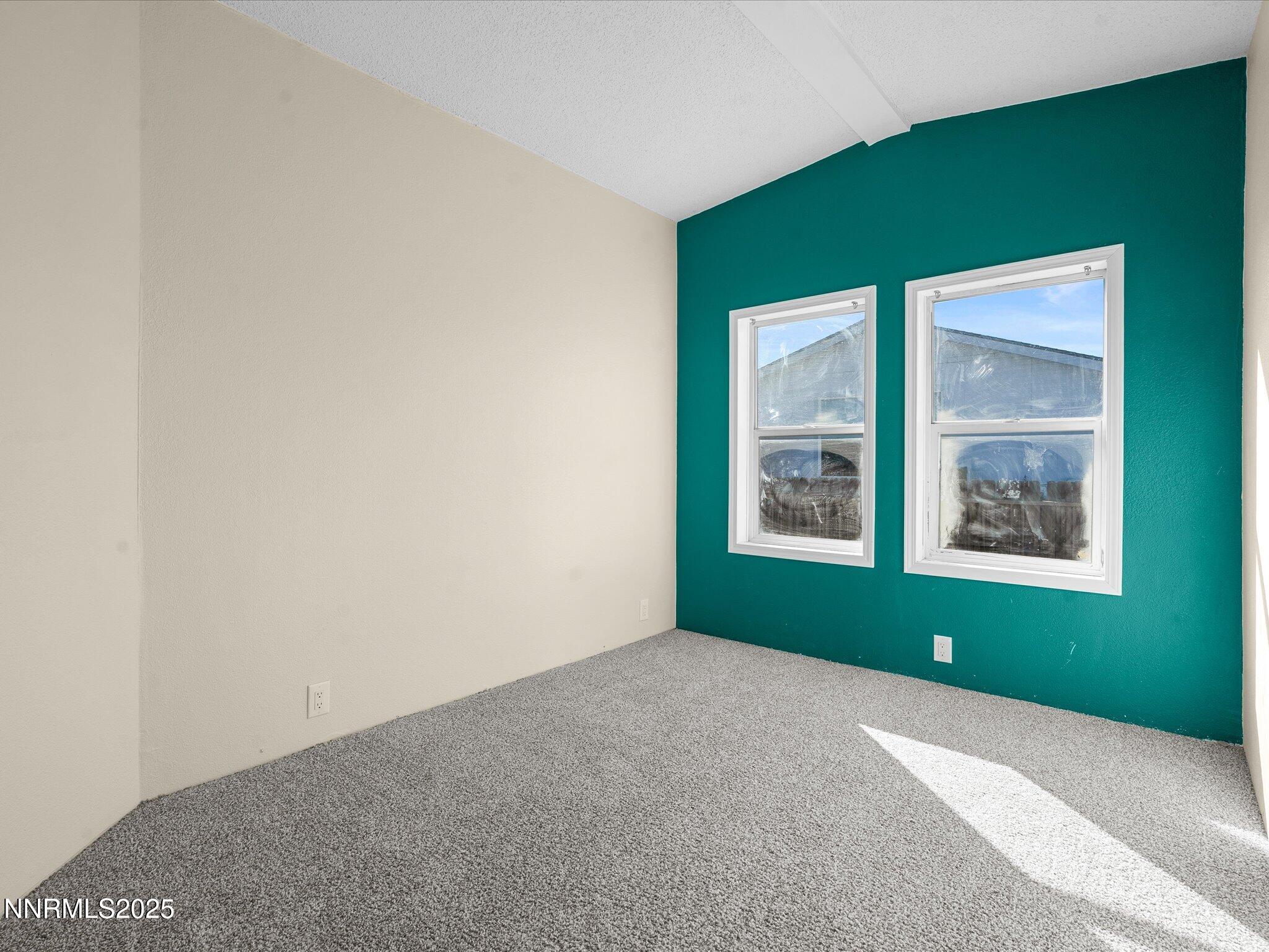 27-871 Jennys Ln-126