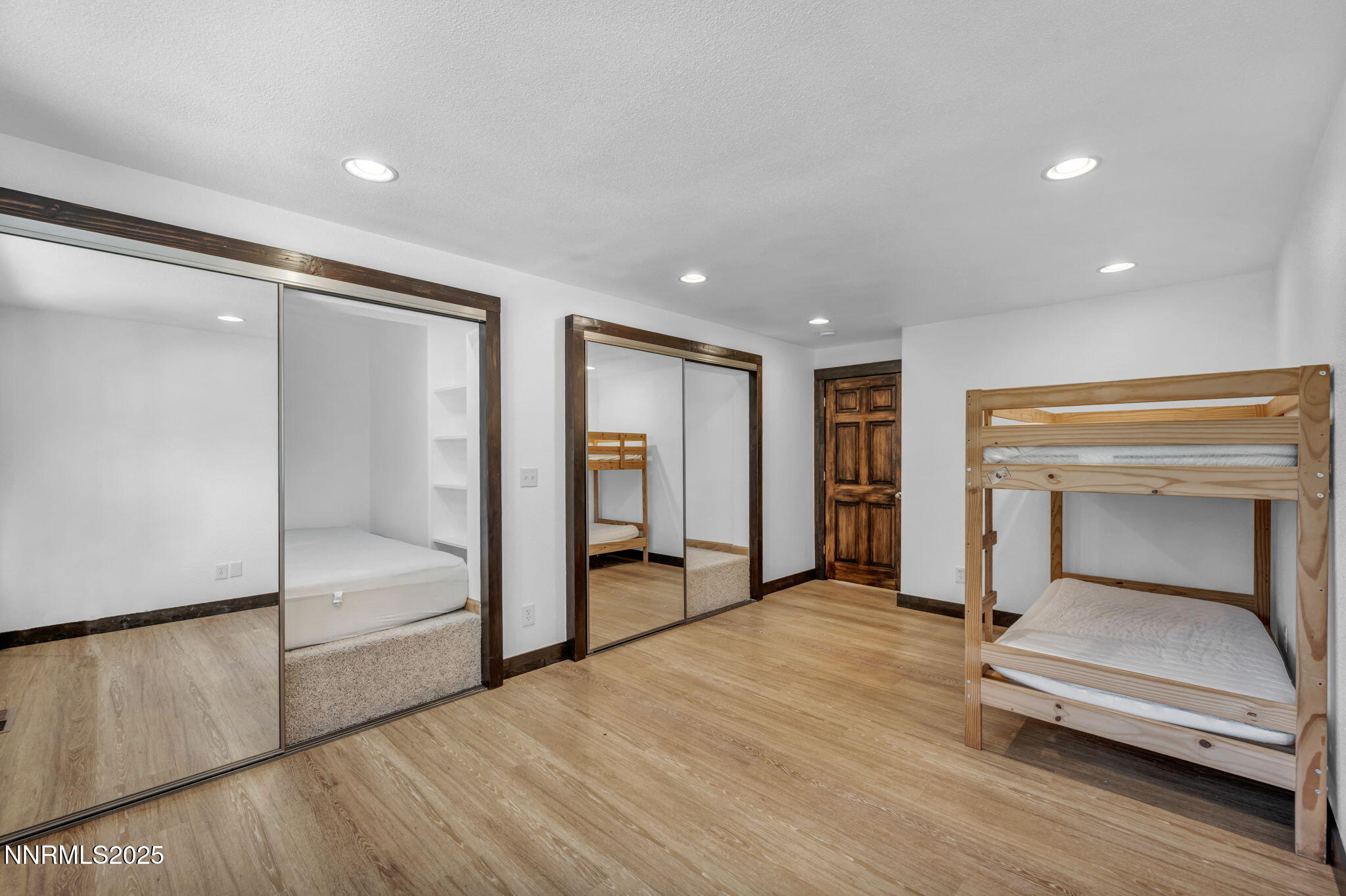 99-web-or-mls-638-n-martin-dr