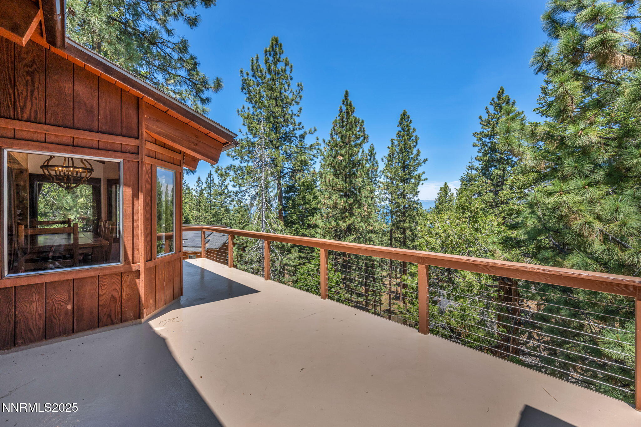 32-web-or-mls-638-n-martin-dr