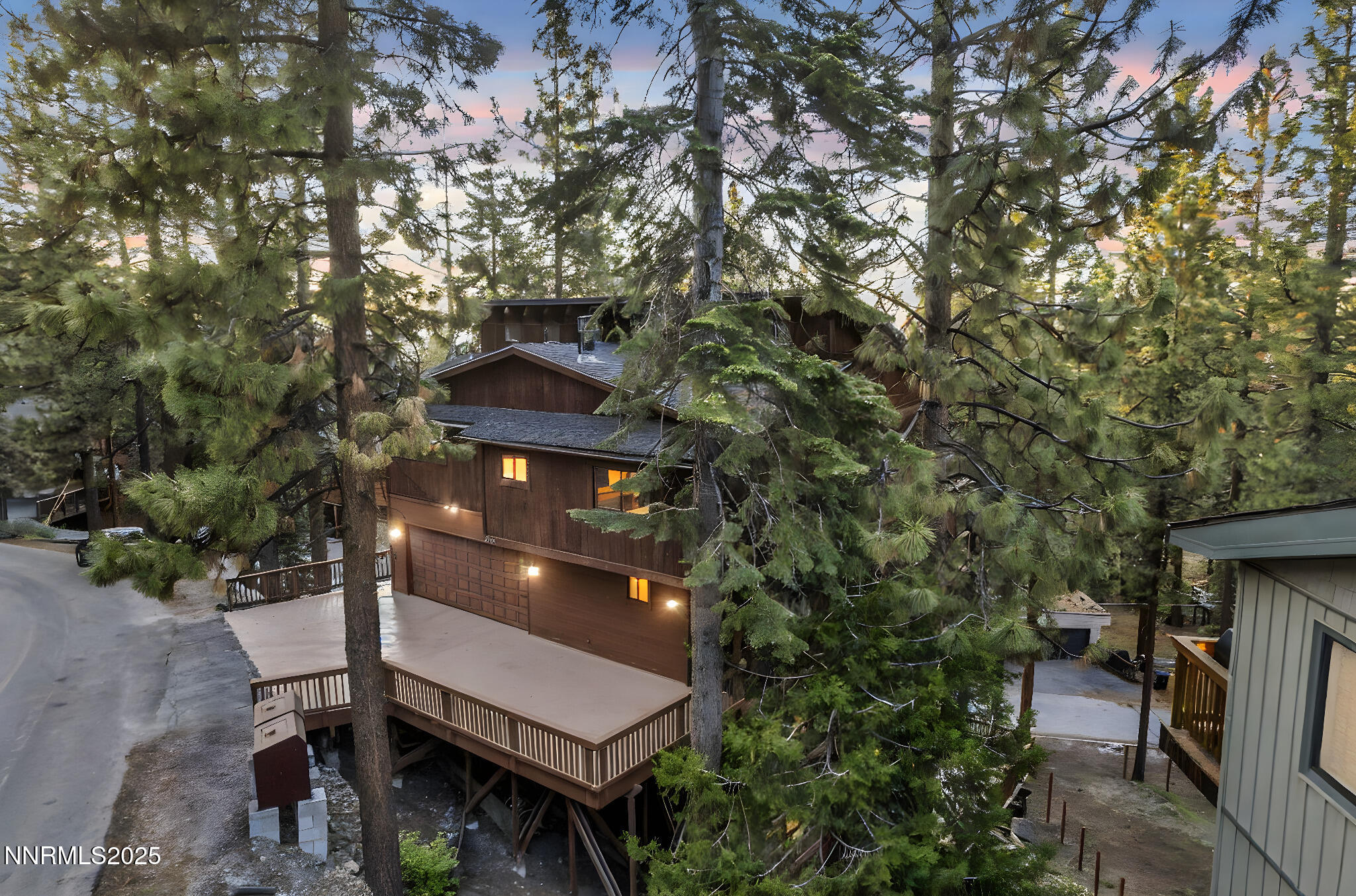 56-web-or-mls-638-n-martin-dr