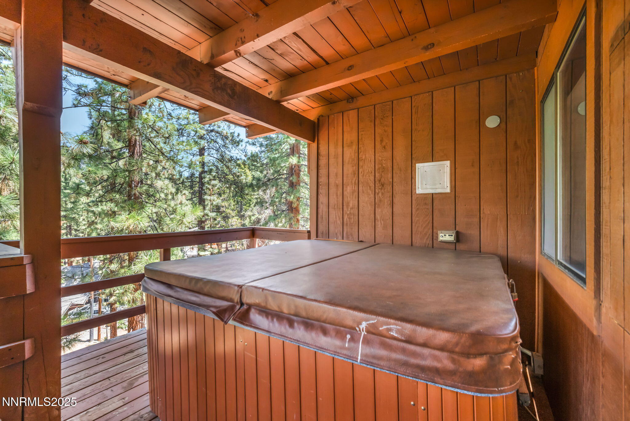 35-web-or-mls-638-n-martin-dr