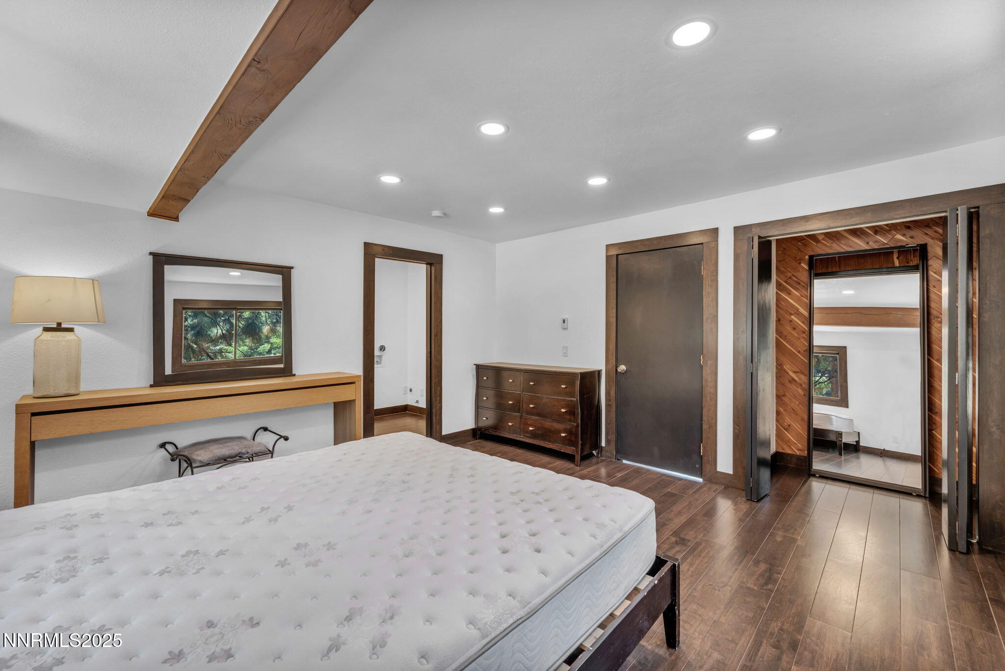 78-web-or-mls-638-n-martin-dr