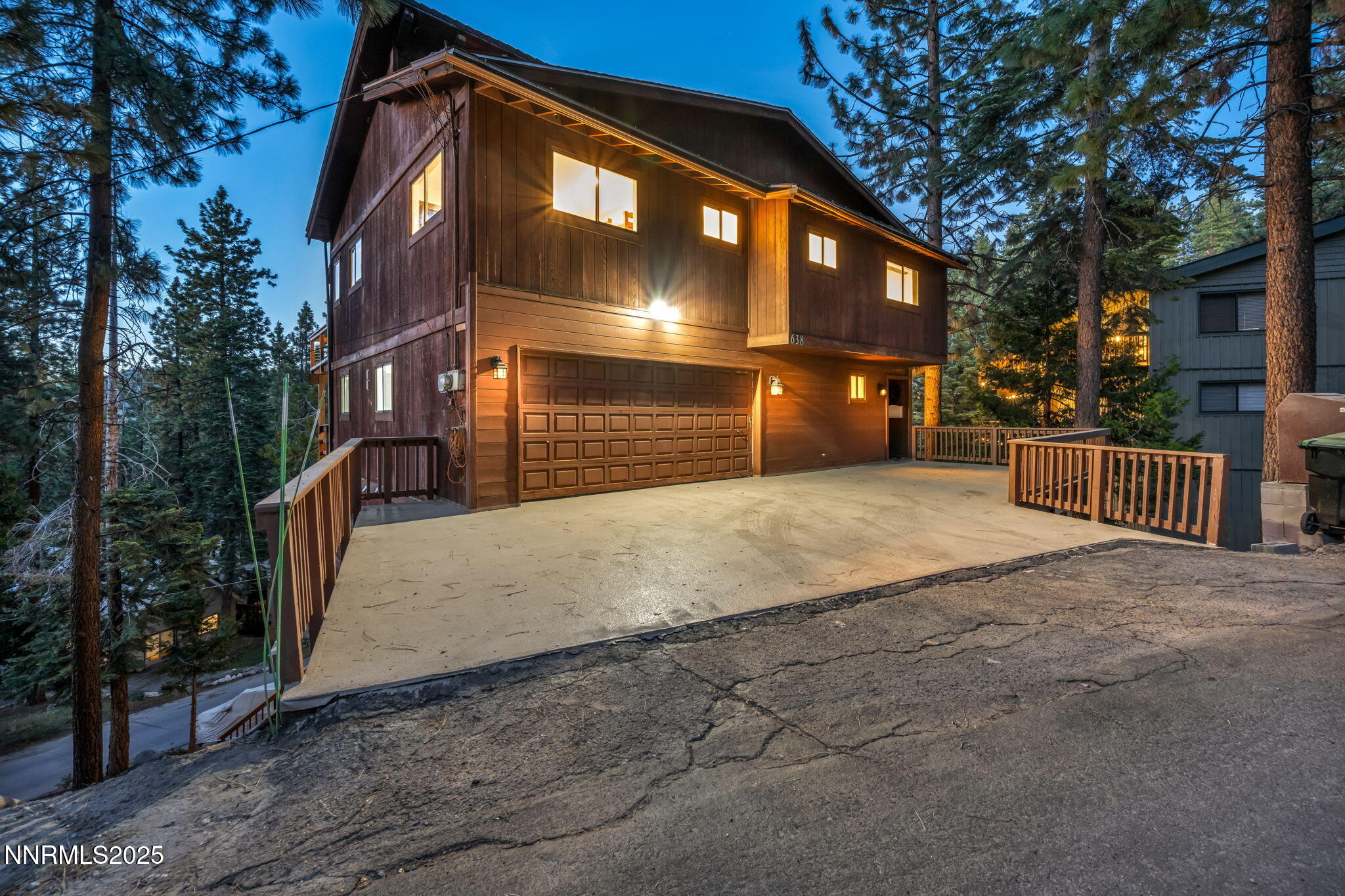 122-web-or-mls-638-n-martin-dr