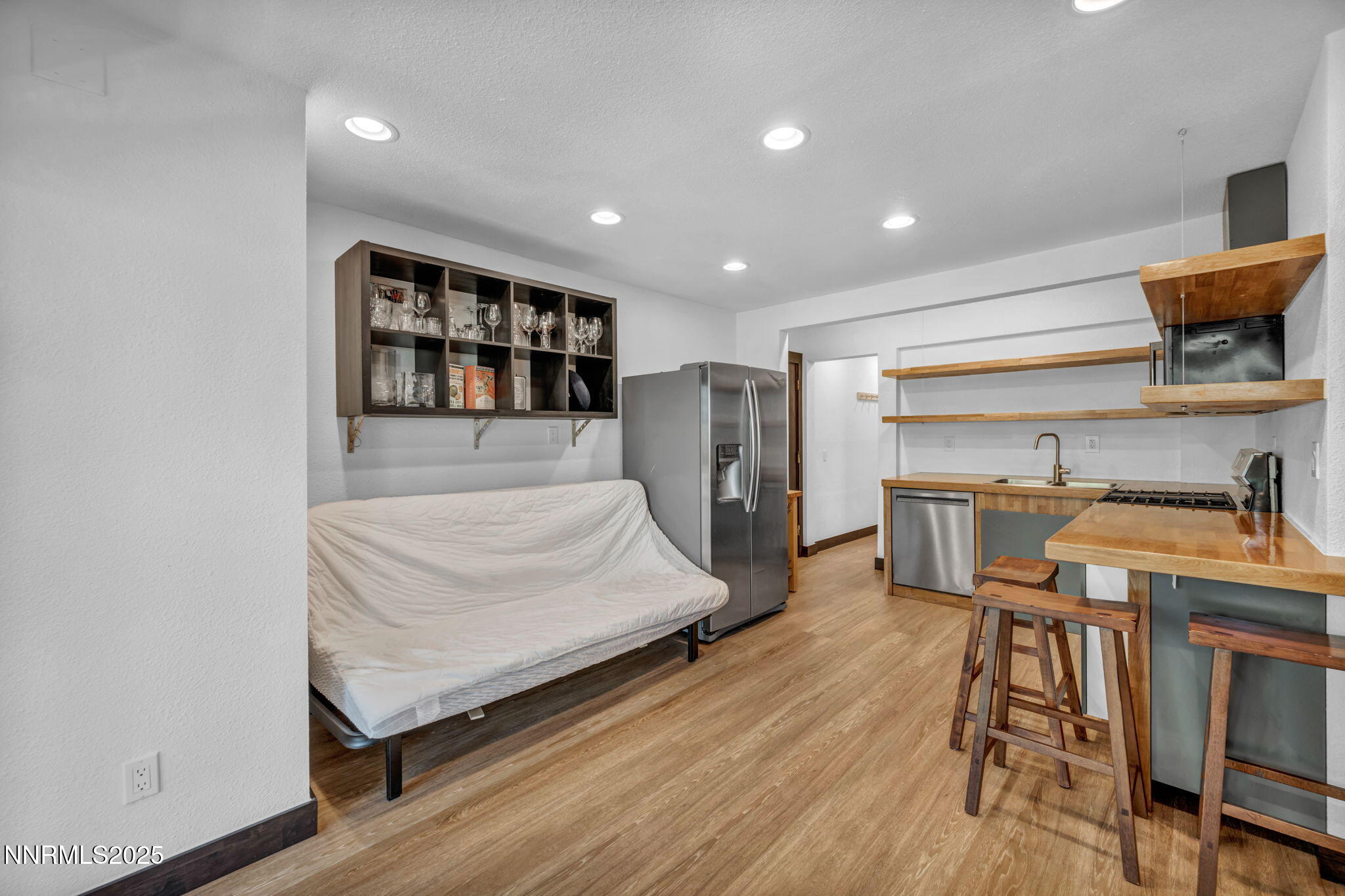 88-web-or-mls-638-n-martin-dr