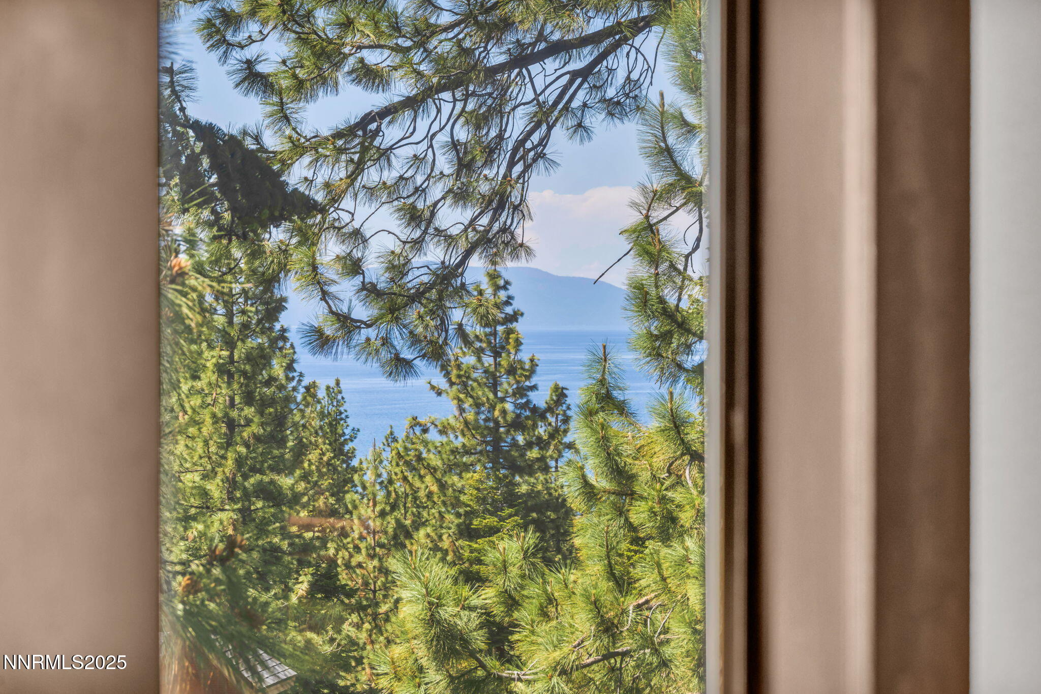 118-web-or-mls-638-n-martin-dr