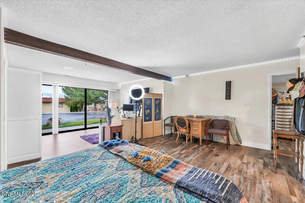 33-3415 Skyline Blvd Reno NV 89509 (33 o