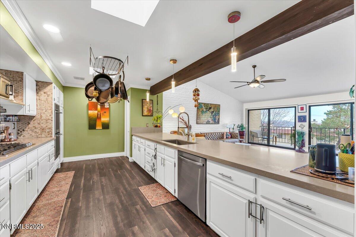 18-3415 Skyline Blvd Reno NV 89509 (18 o