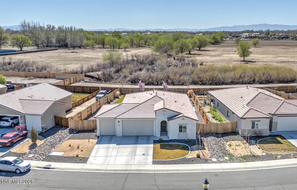 Photo of 1135 Tamarack Drive, Fallon, NV 89406 (MLS # 260003279)