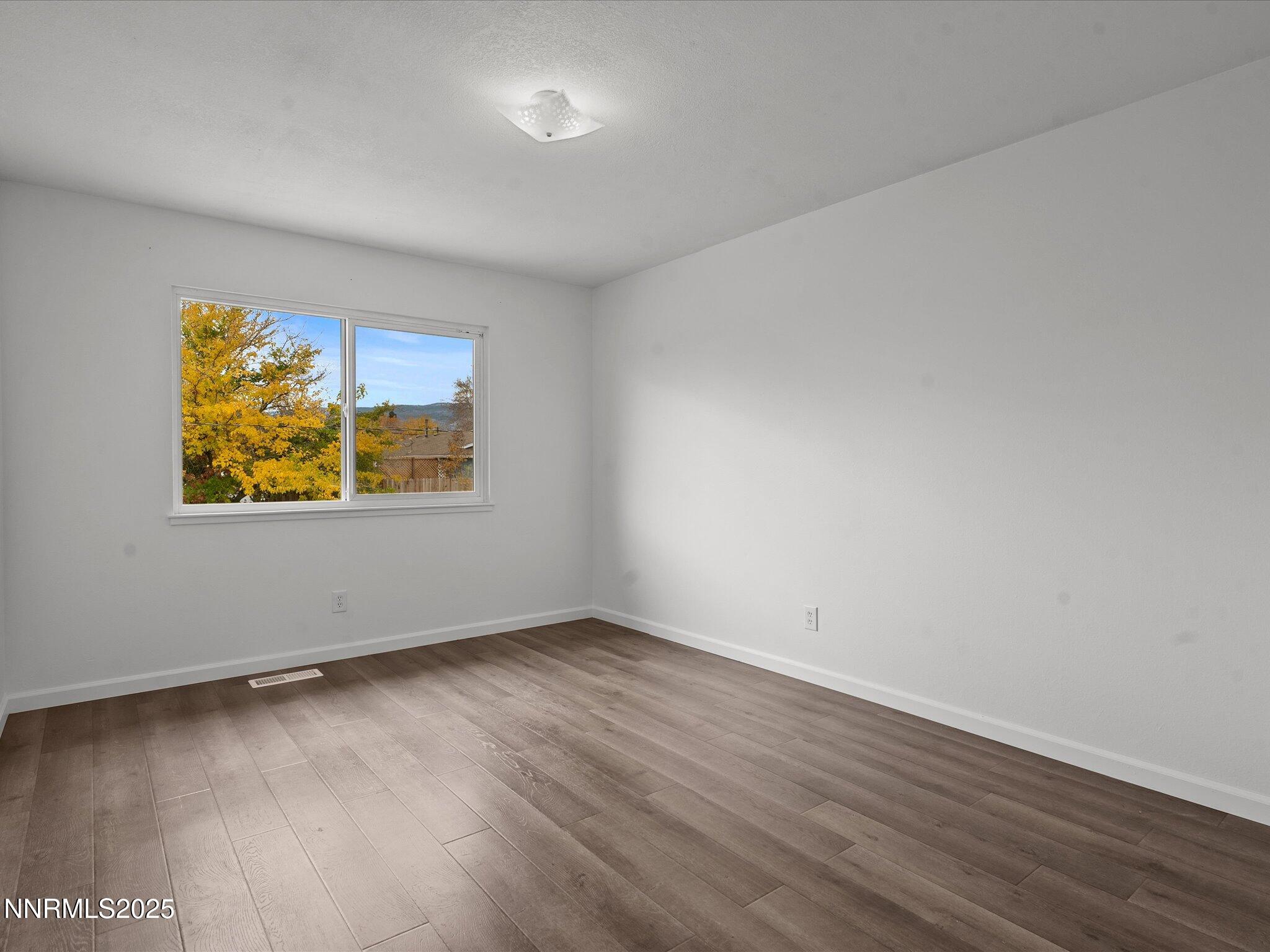 30-2955 Scholl Dr-129