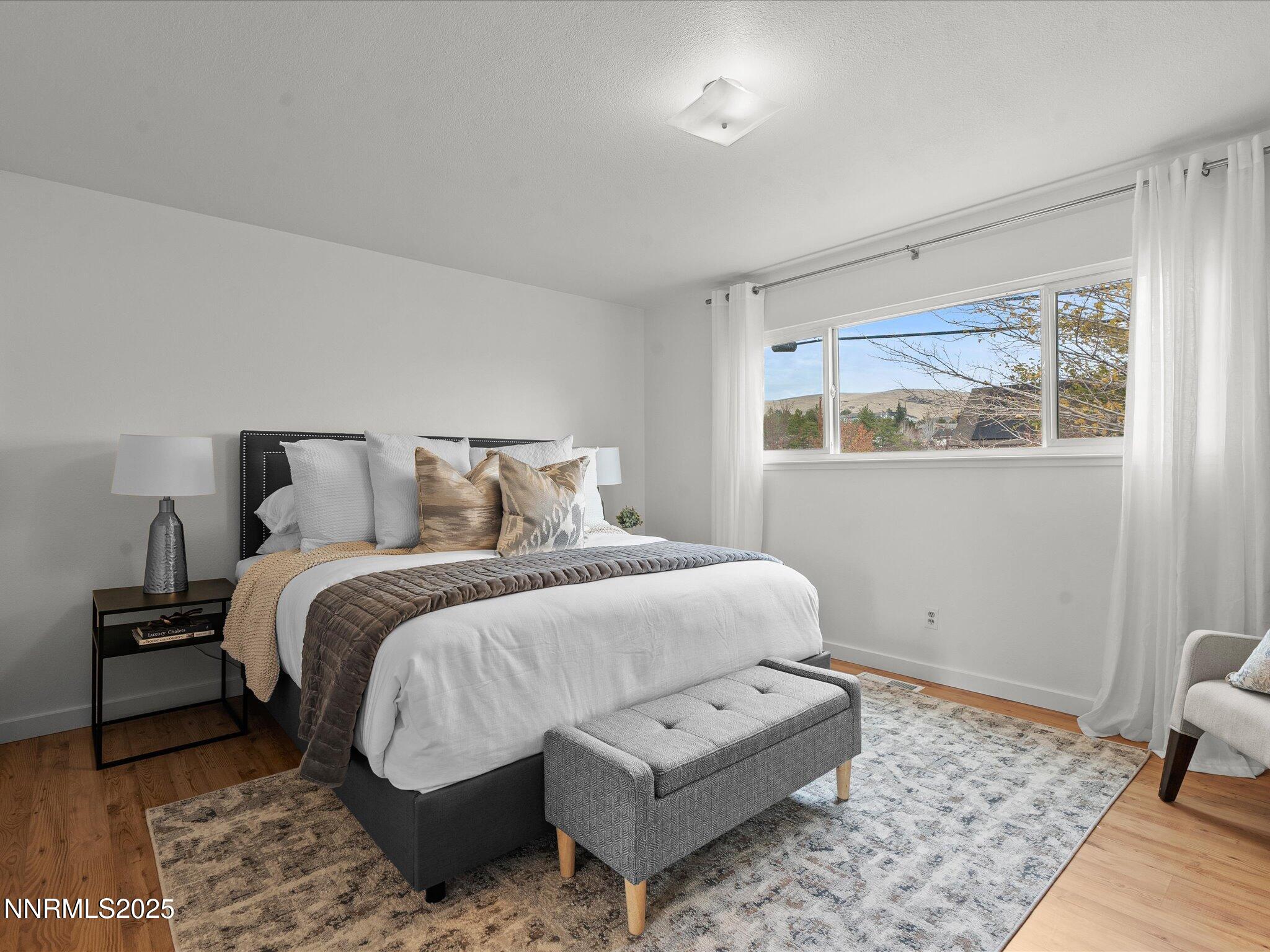 24-2955 Scholl Dr-123