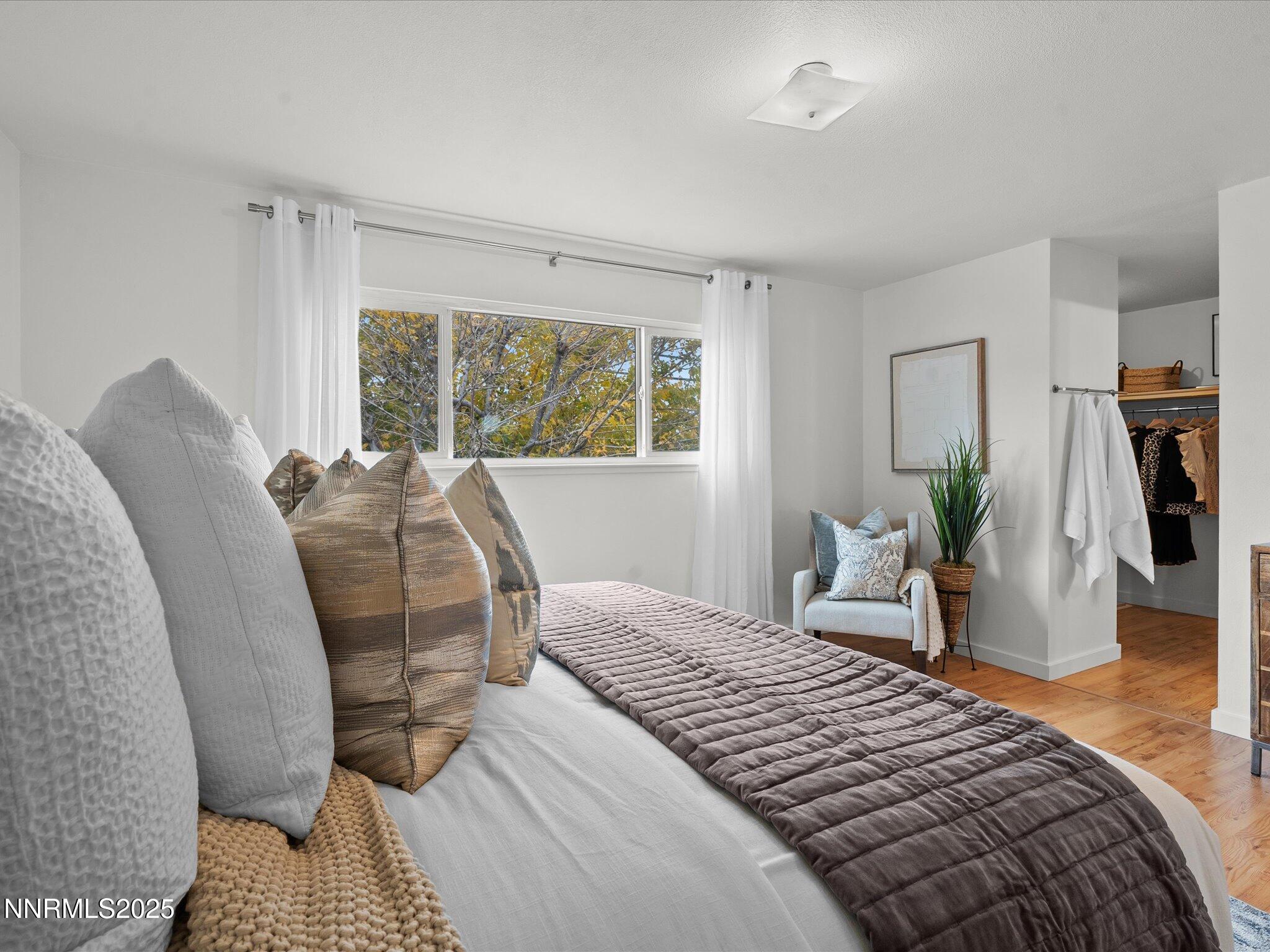 26-2955 Scholl Dr-125