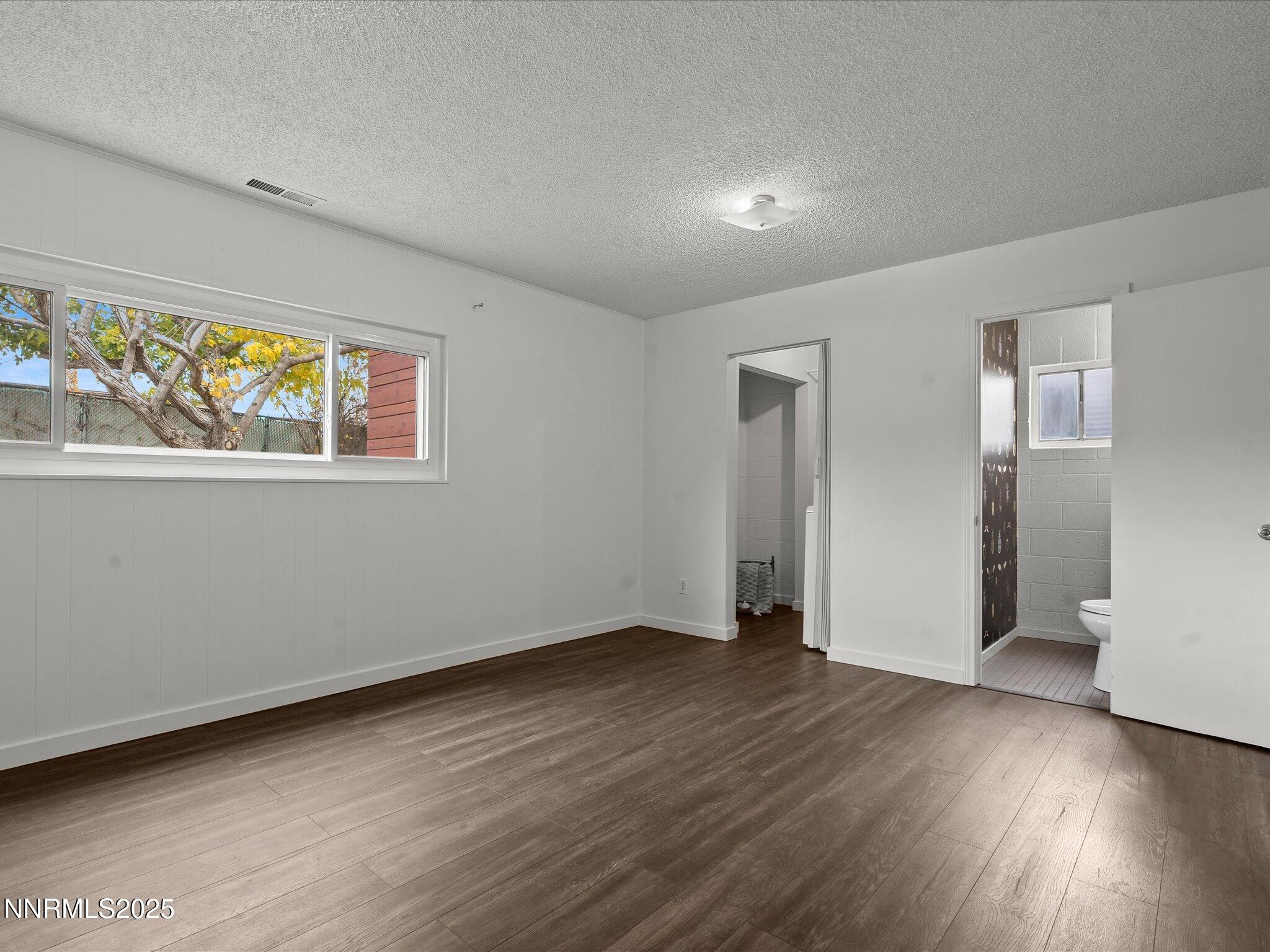 19-2955 Scholl Dr-118