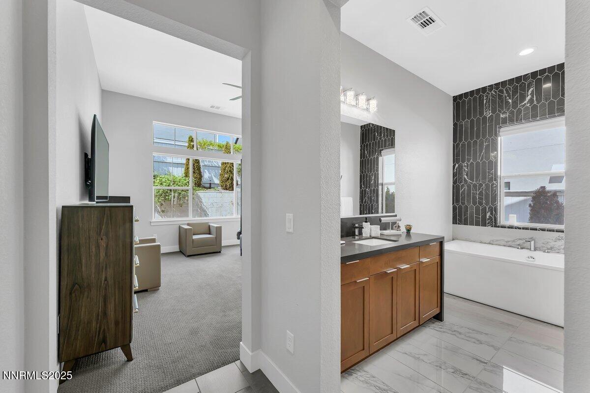 6119 S Pleasant Oak Trail Reno NV 89509