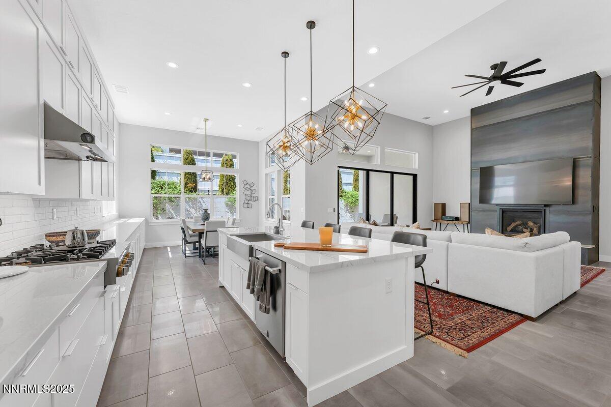 6119 S Pleasant Oak Trail Reno NV 89509