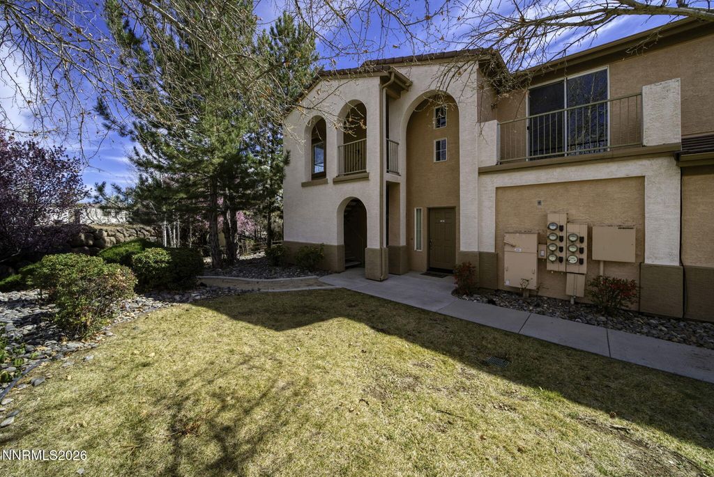 Photo of 6280 Ingleston Drive #Apt 122, Sparks, NV 89436 (MLS # 260003500)