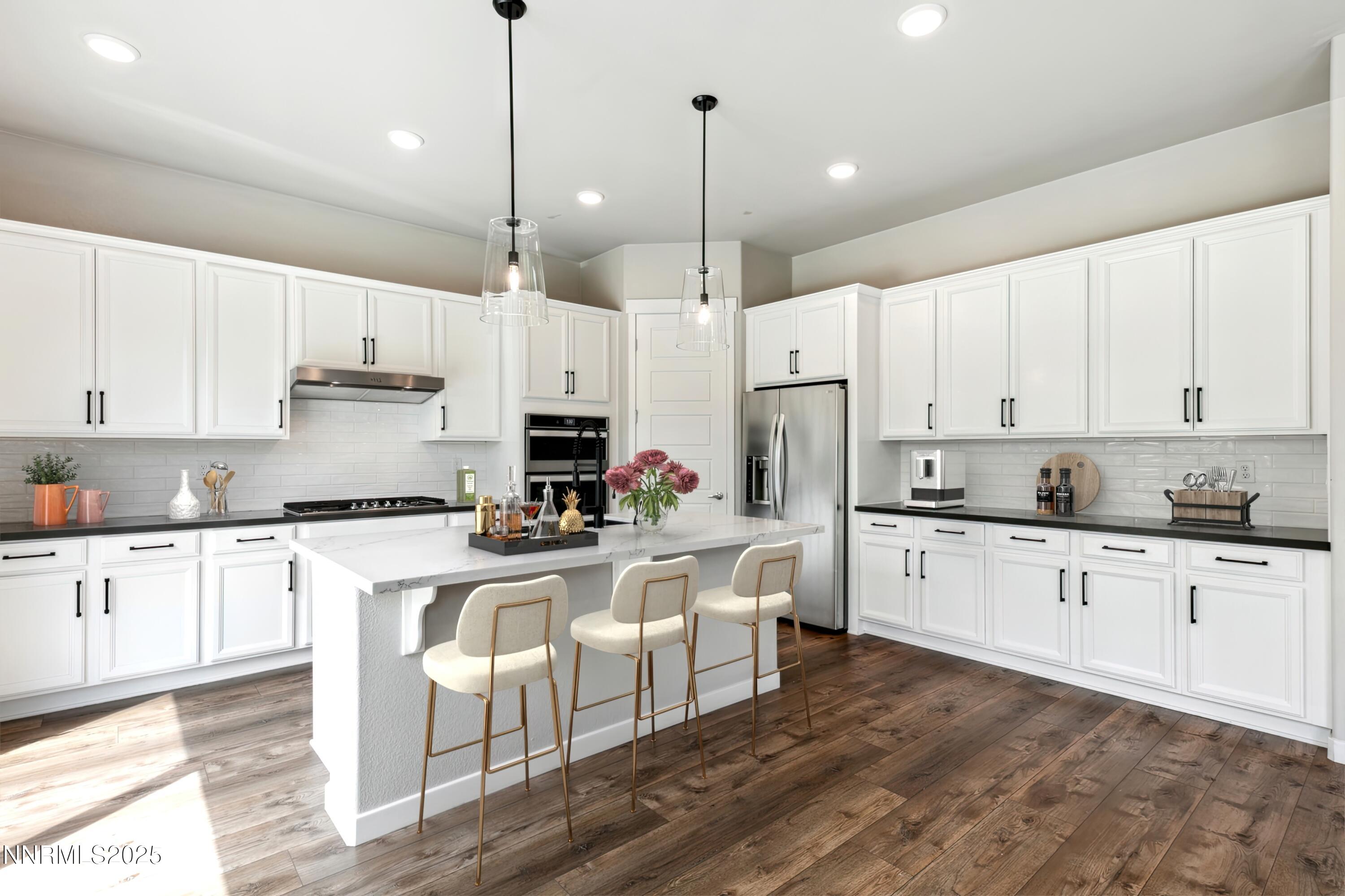 1747742231743940286_a11_f