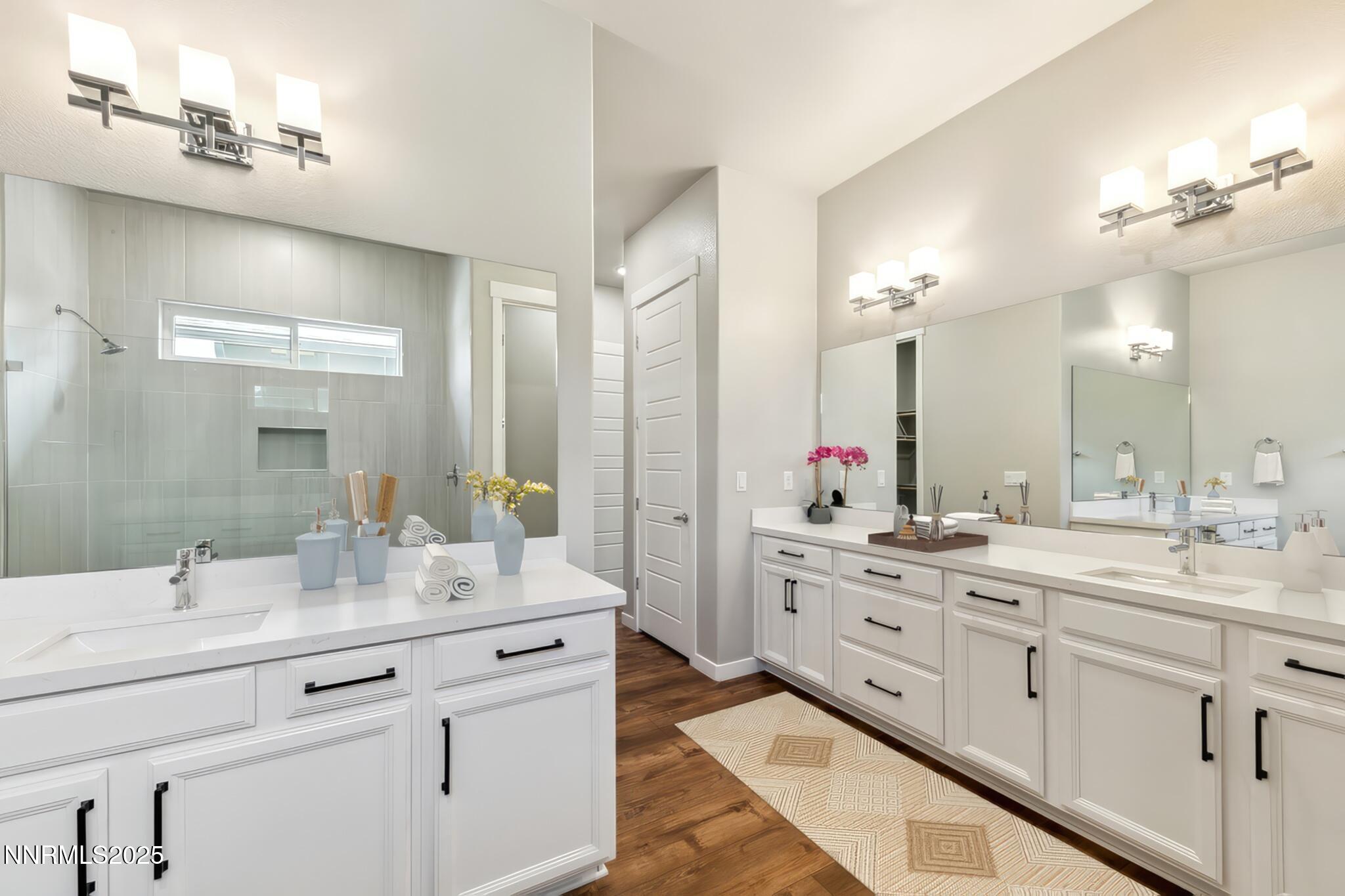 1747742869956793595_a19