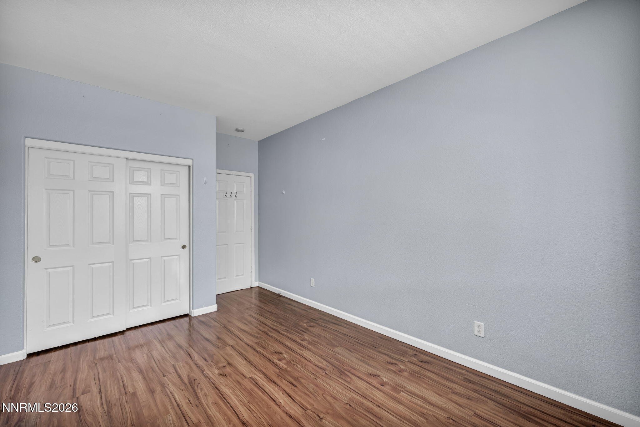 37-web-or-mls-570-sunrise-cir
