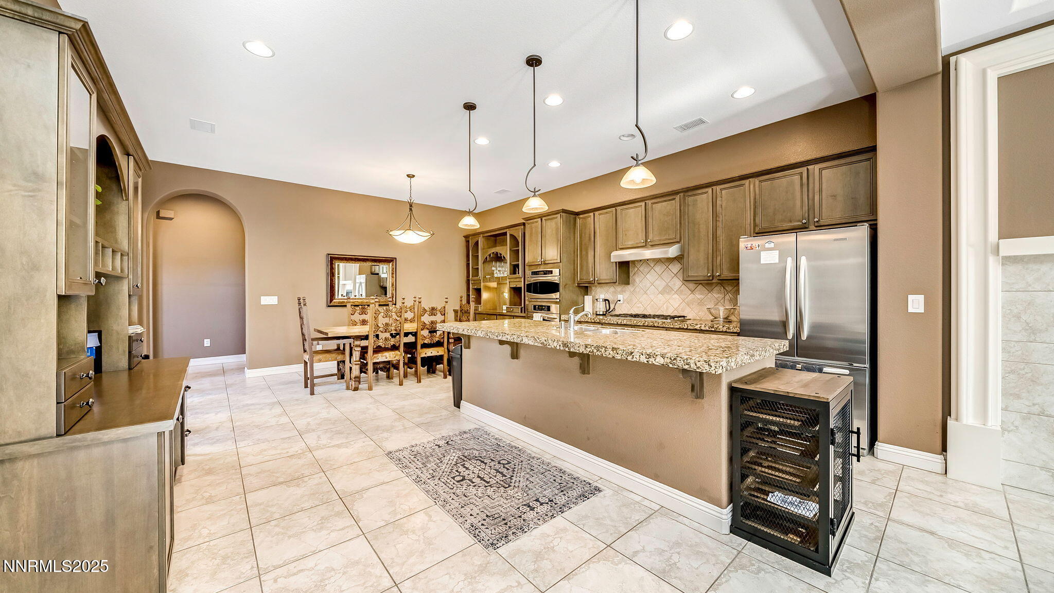 17-DSC06933_4_5_6-Edit