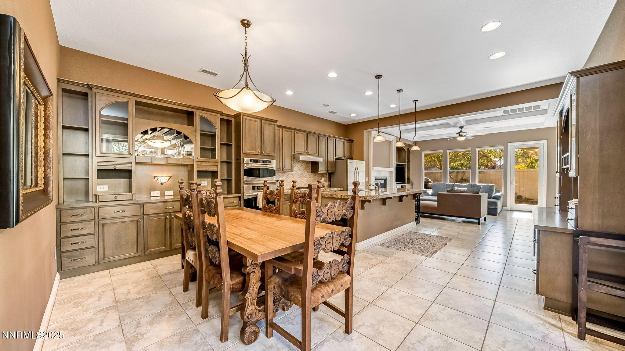 13-DSC06909_10_11_12-Edit