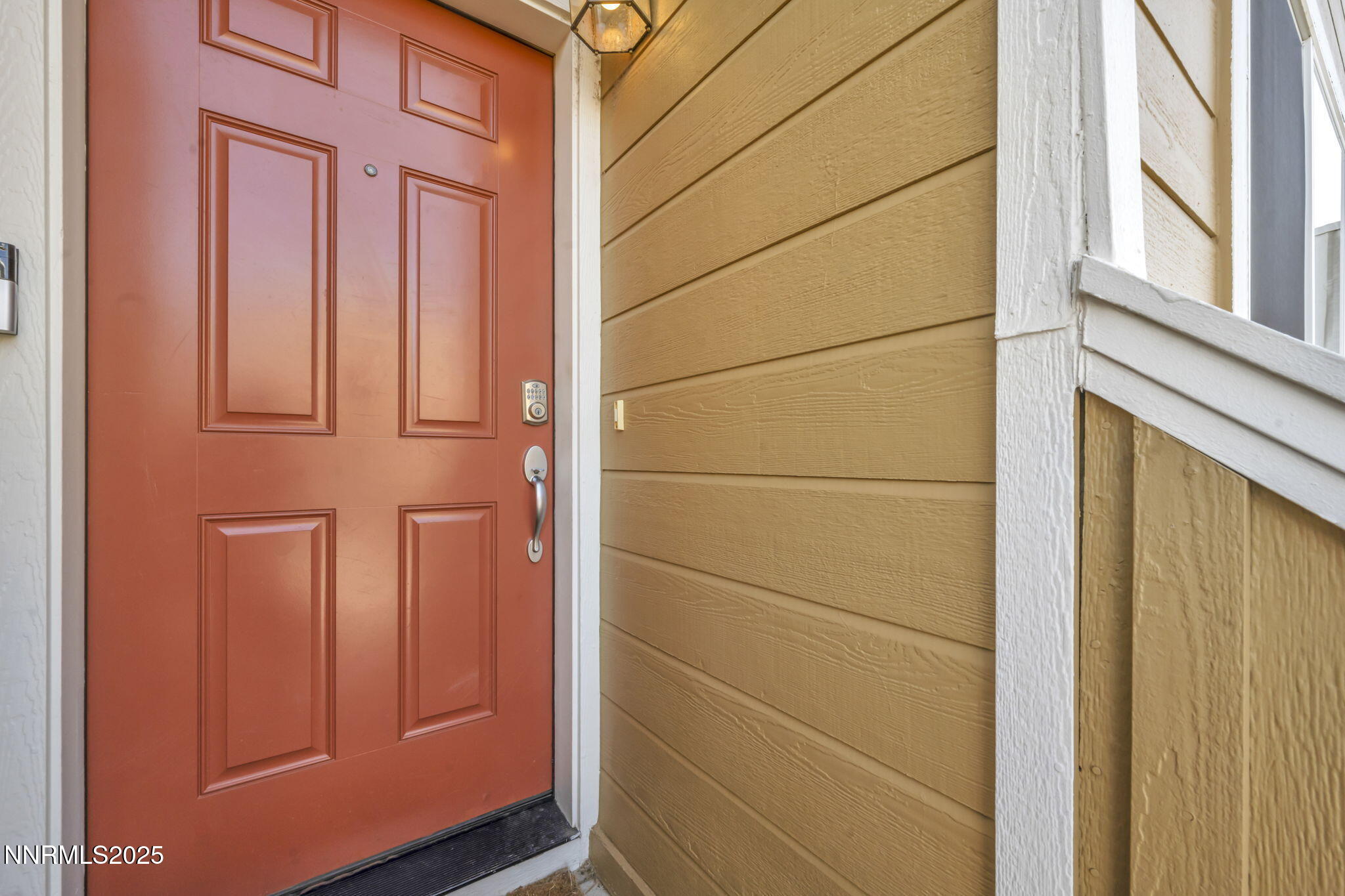 6-web-or-mls-4592-kathleen-denise-ln