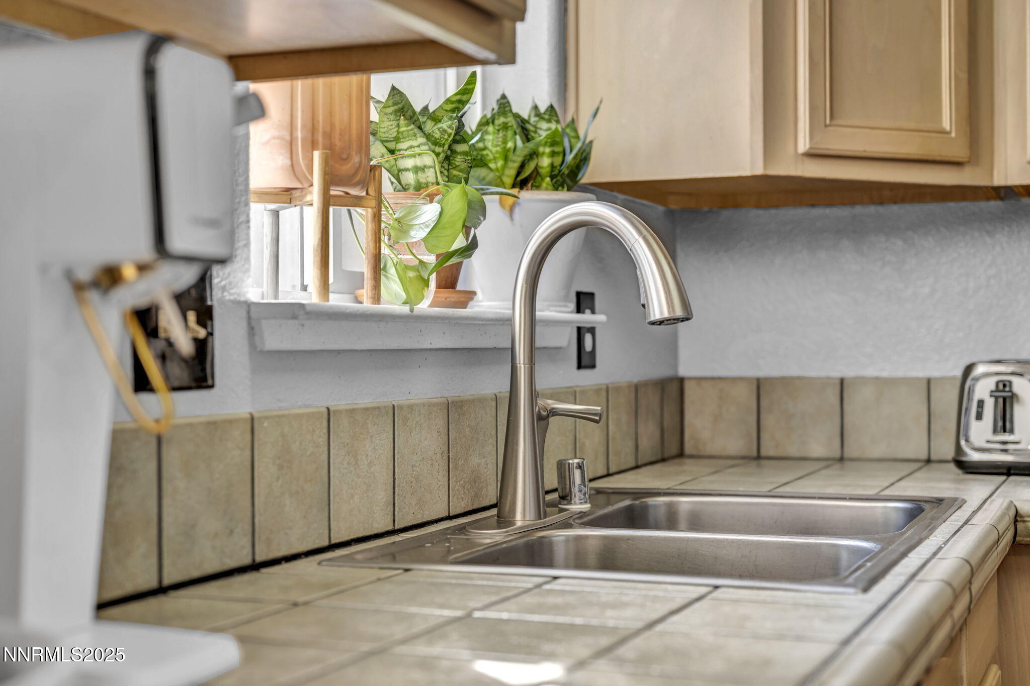 30-web-or-mls-4592-kathleen-denise-ln