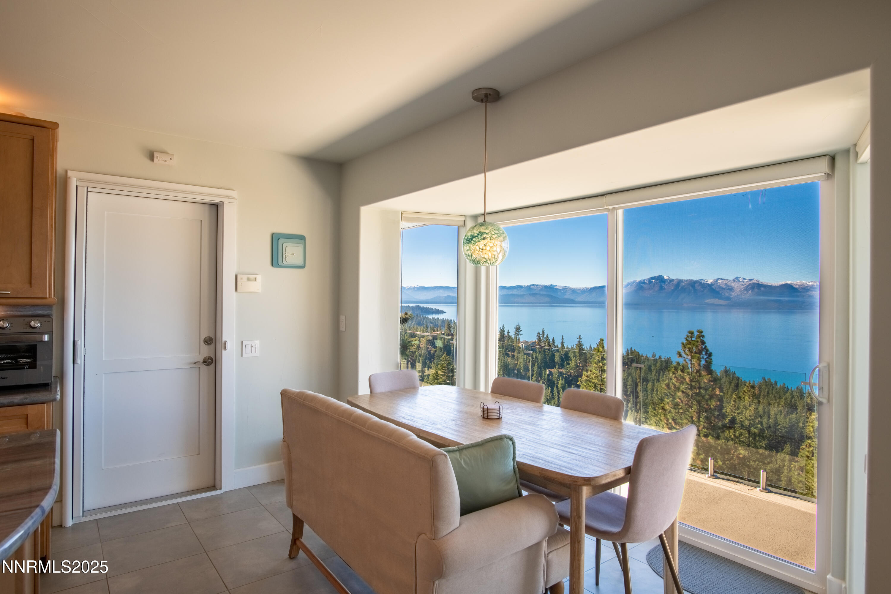 1348_WindingWay_DSC_4430-HDR