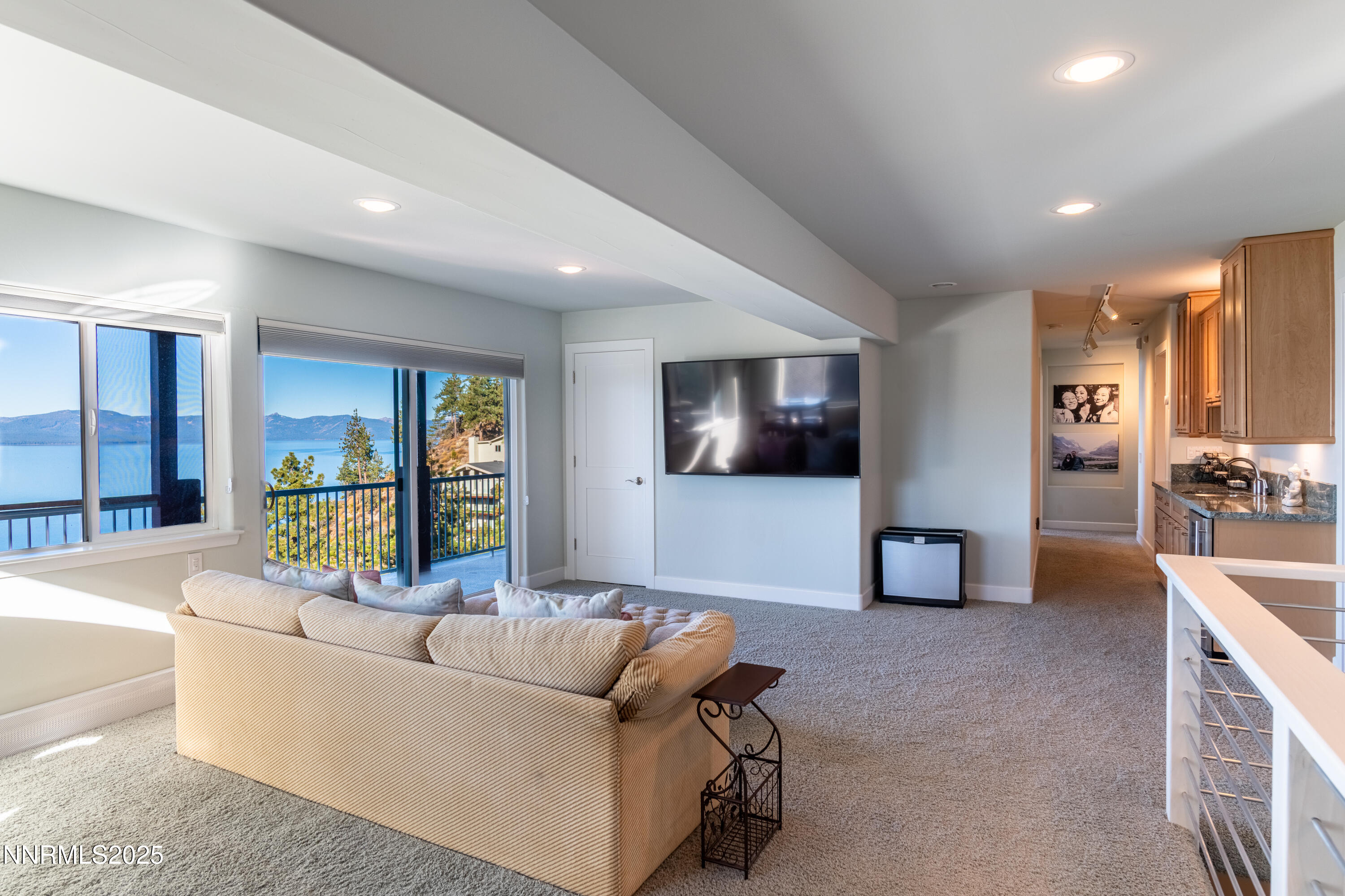 1348_WindingWay_DSC_4175-HDR