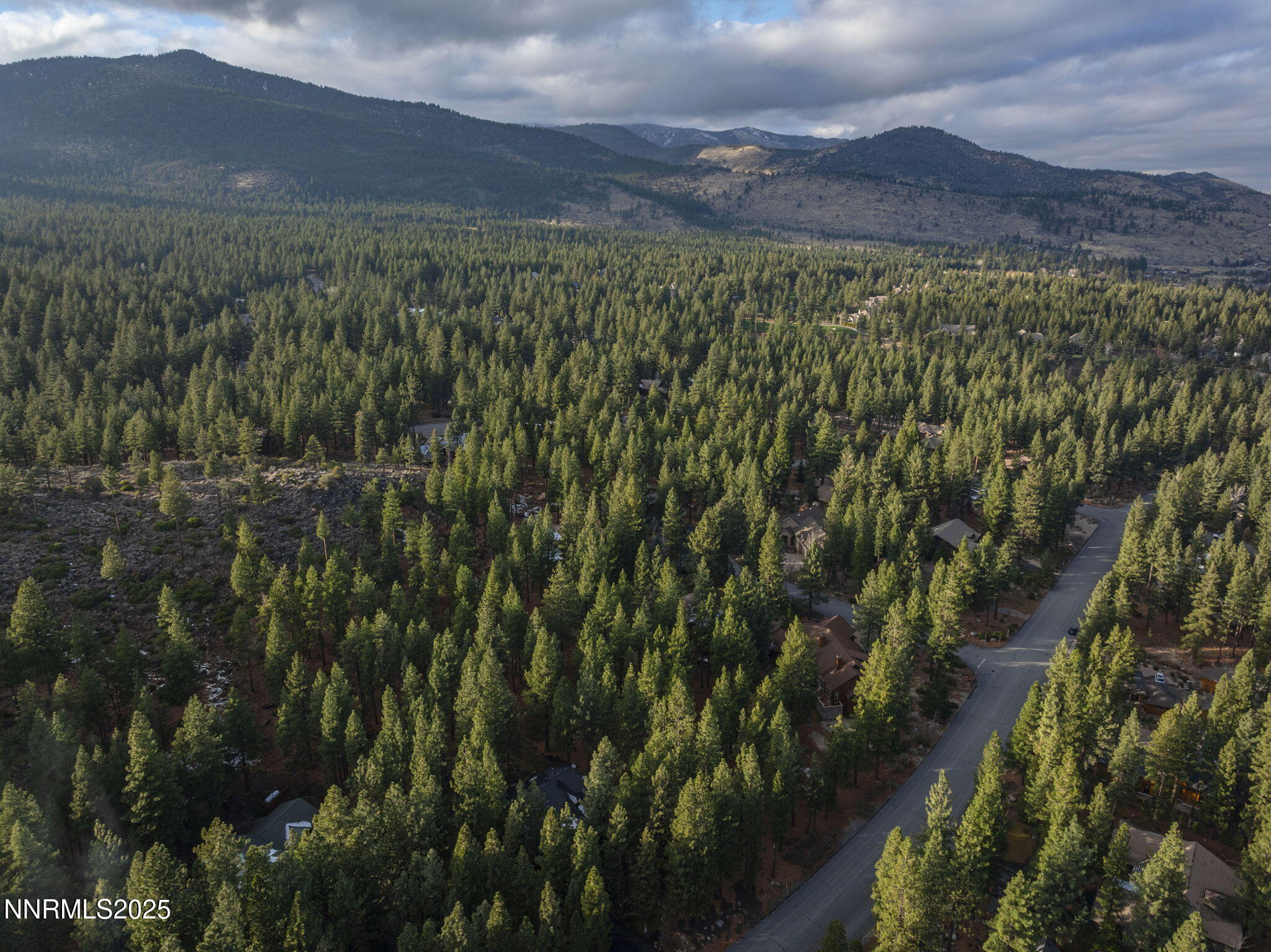 10-web-or-mls-DJI_0430