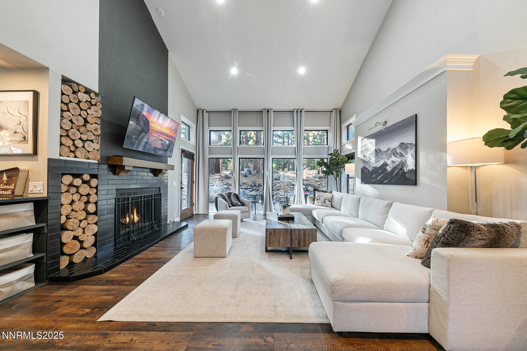 25 Winterberry Ct Reno NV 89511 USA-014-