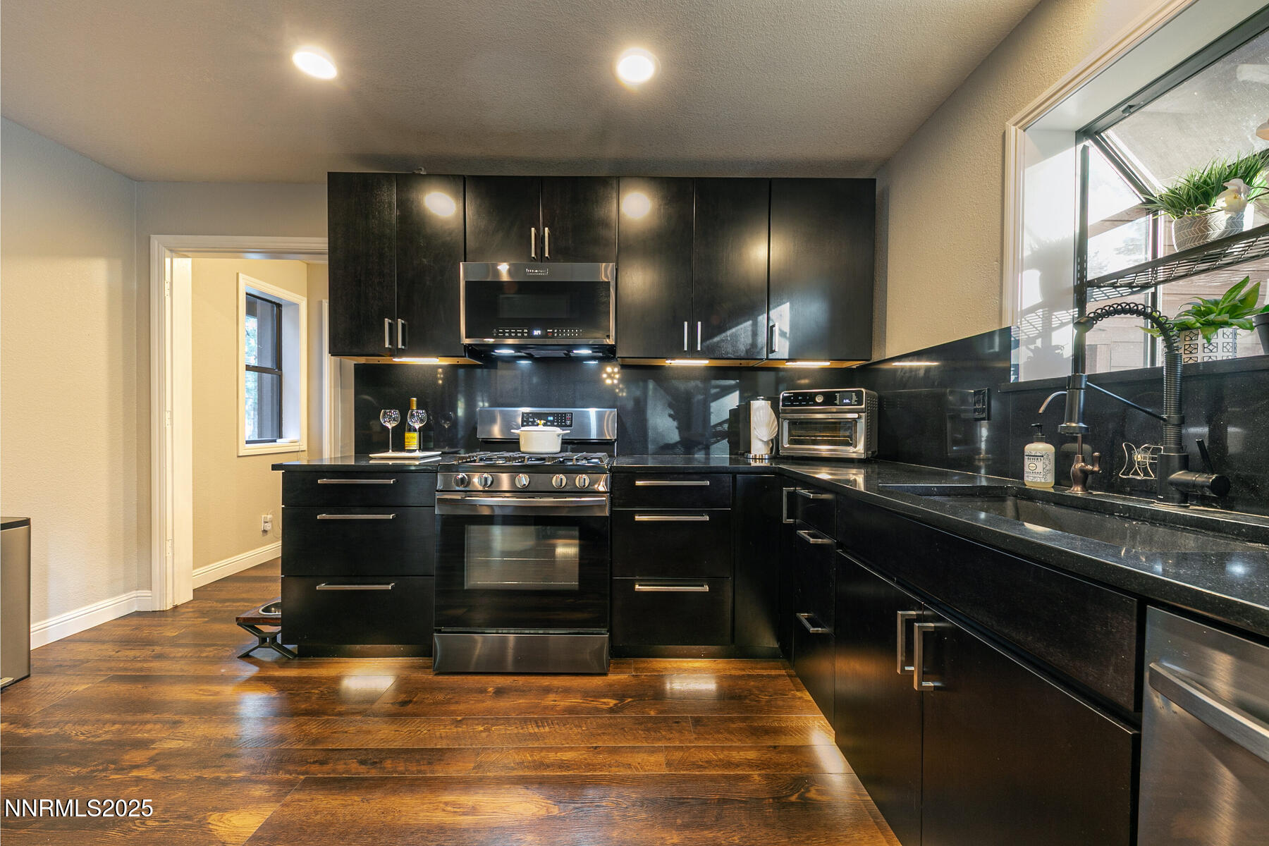 25 Winterberry Ct Reno NV 89511 USA-023-