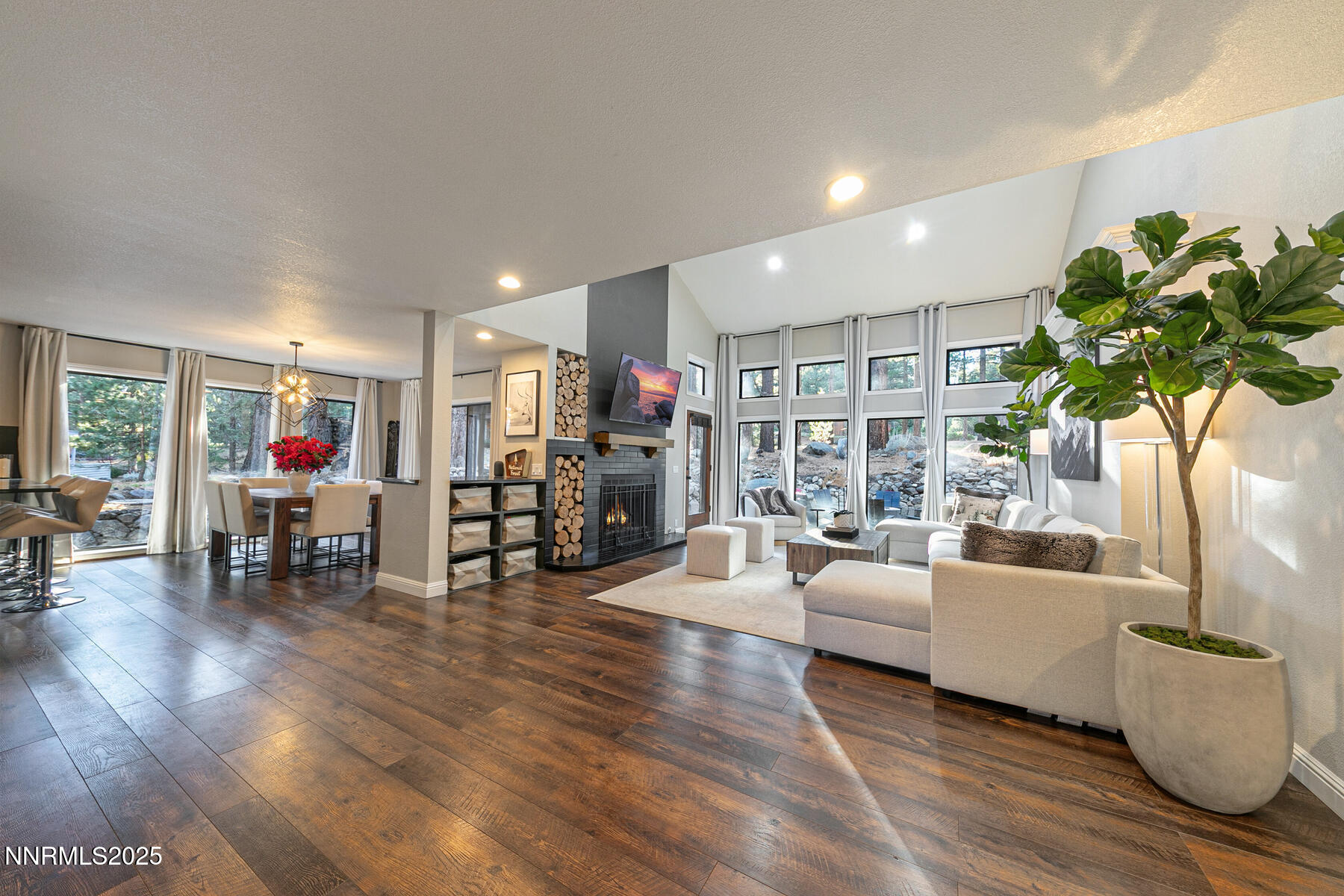 25 Winterberry Ct Reno NV 89511 USA-017-