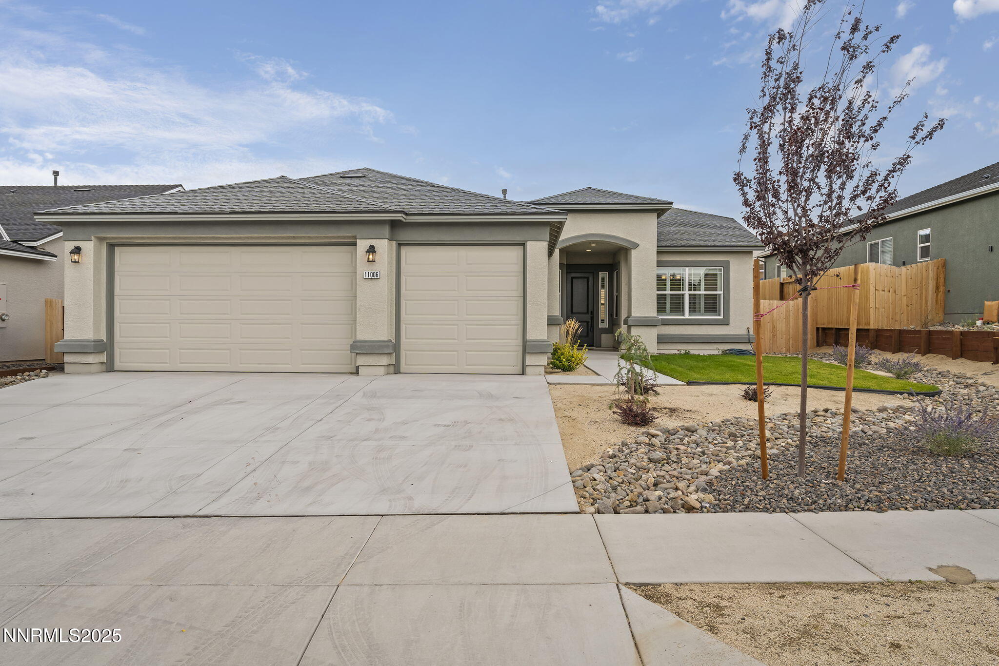 1-web-or-mls-_DSC0770