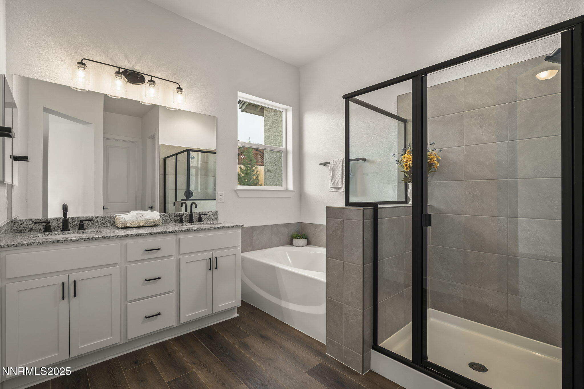 21-web-or-mls-_DSC0759