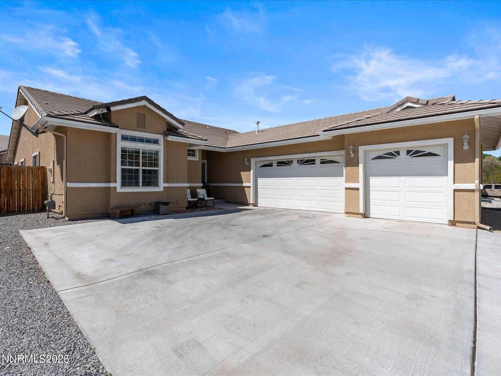 Photo of 1472 Green River Lane, Fernley, NV 89408 (MLS # 260004448)