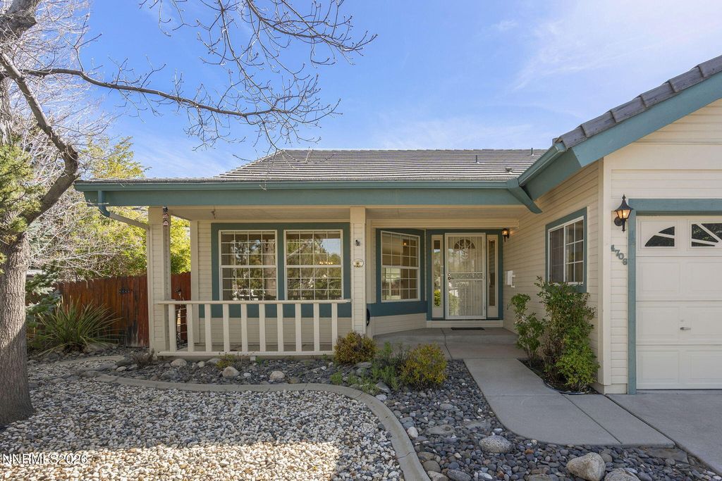 Photo of 4706 Vista Mountain Court, Sparks, NV 89436 (MLS # 260004828)