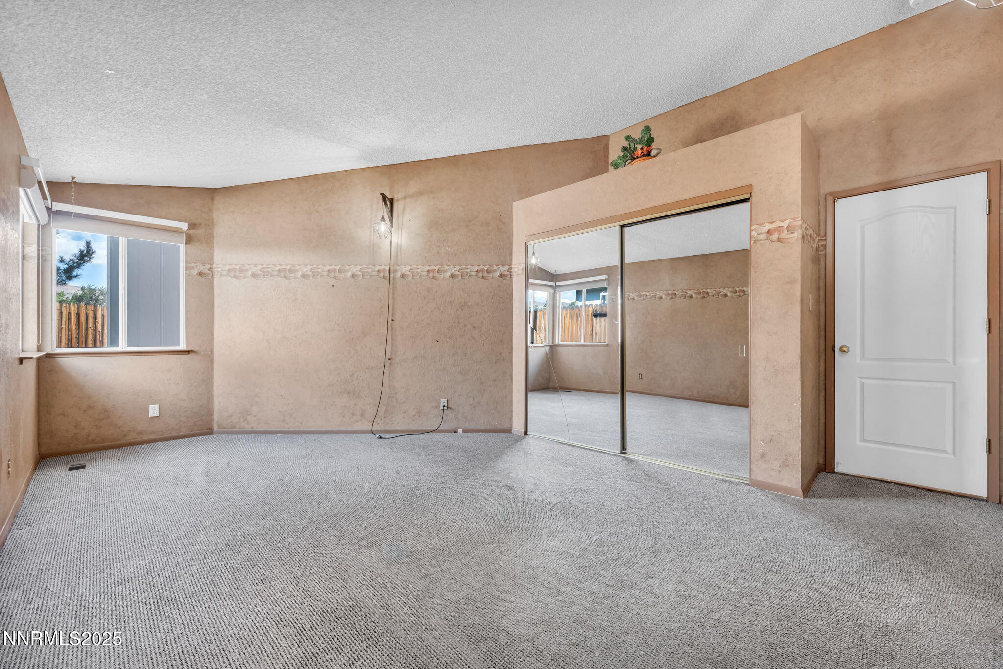 52-web-or-mls-6339-park-pl