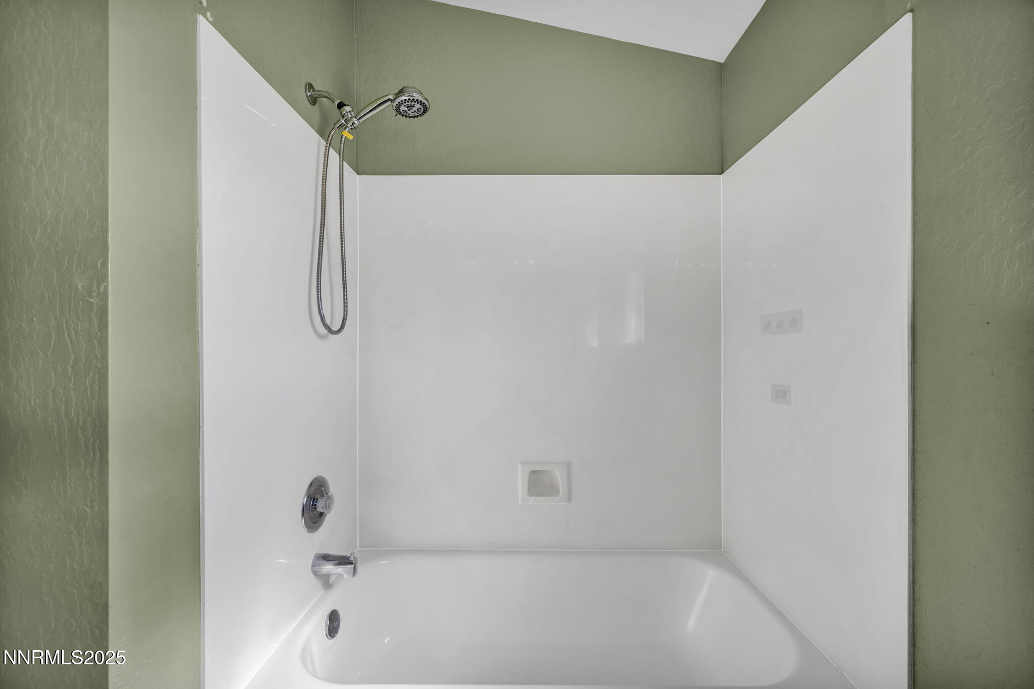 55-web-or-mls-6339-park-pl