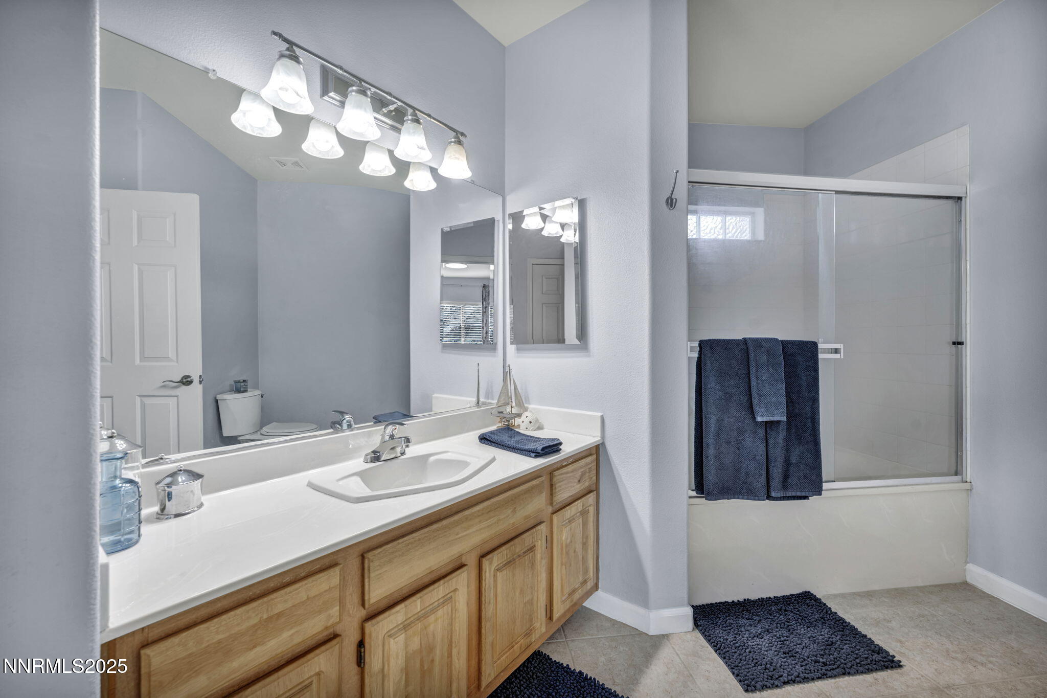 45-web-or-mls-900-s-meadows-pkwy-3223