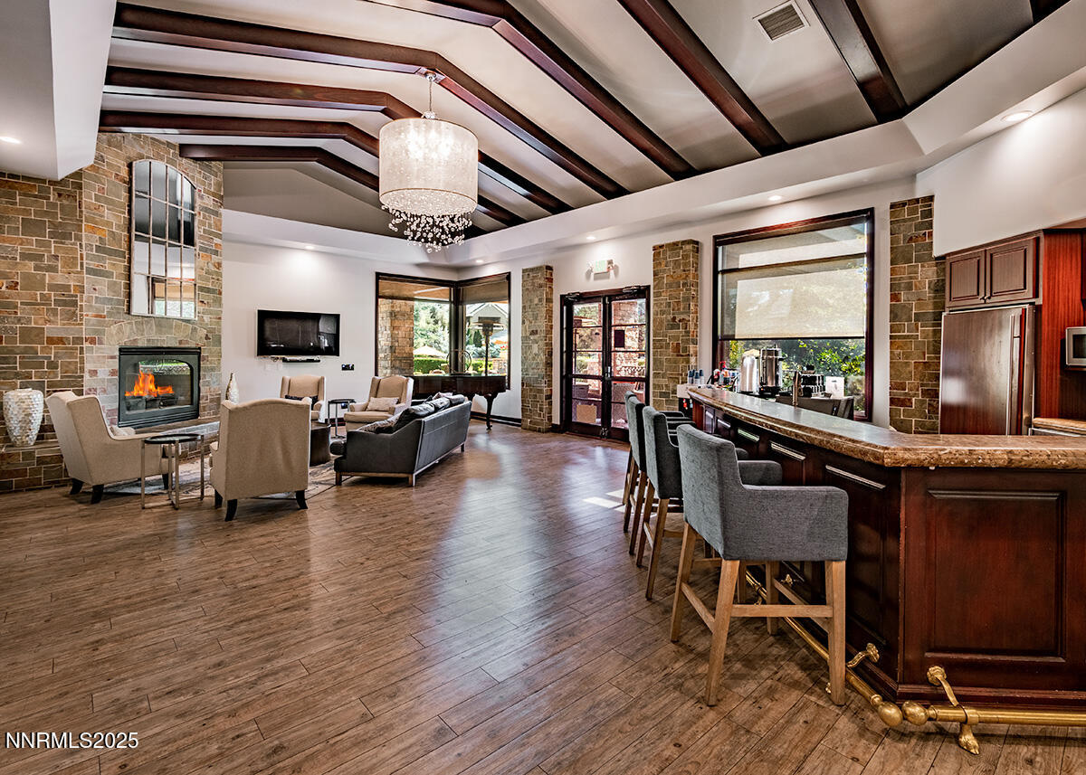 Tanamera-HOA Kitchen living