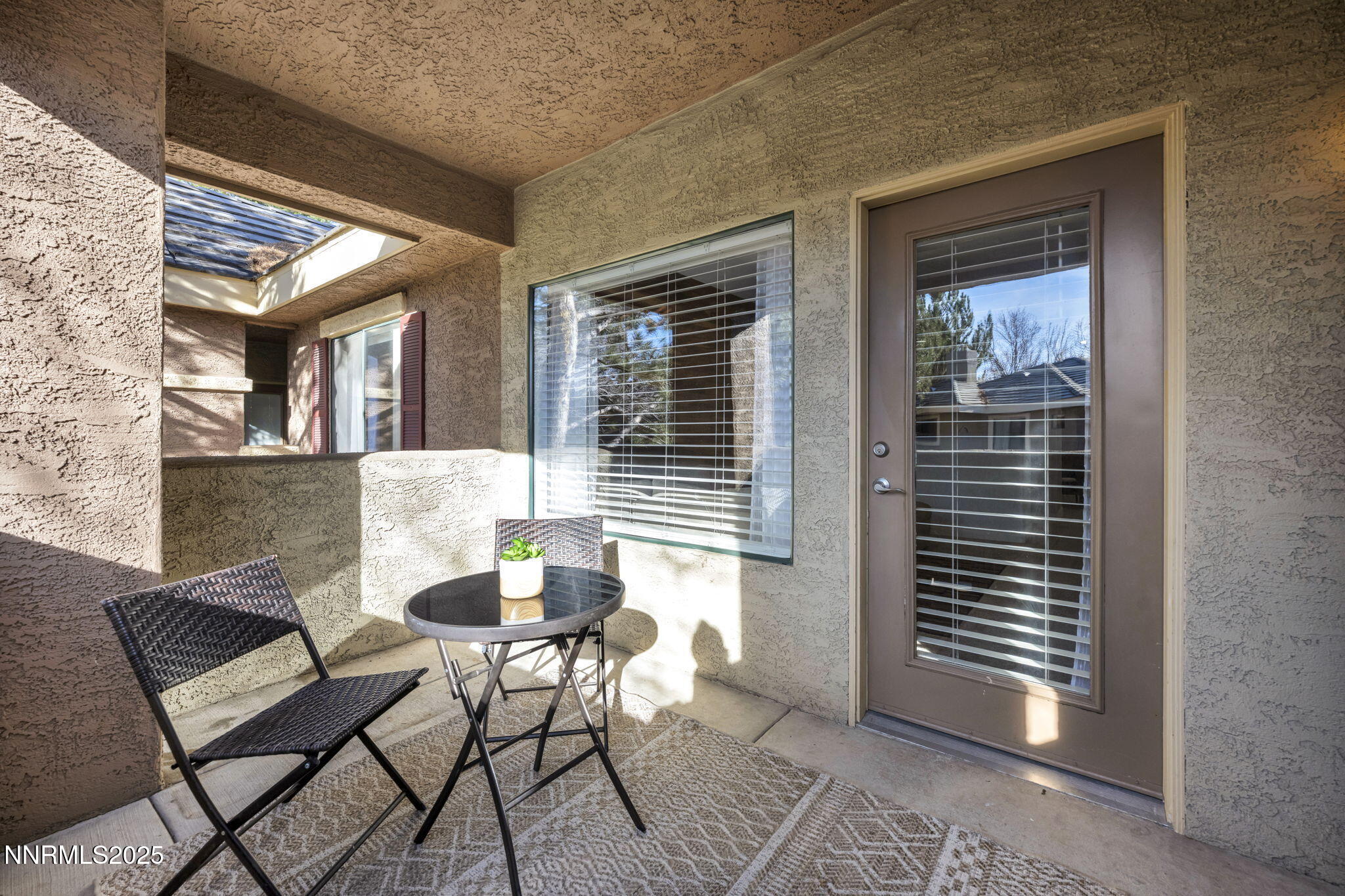 12-web-or-mls-900-s-meadows-pkwy-3223