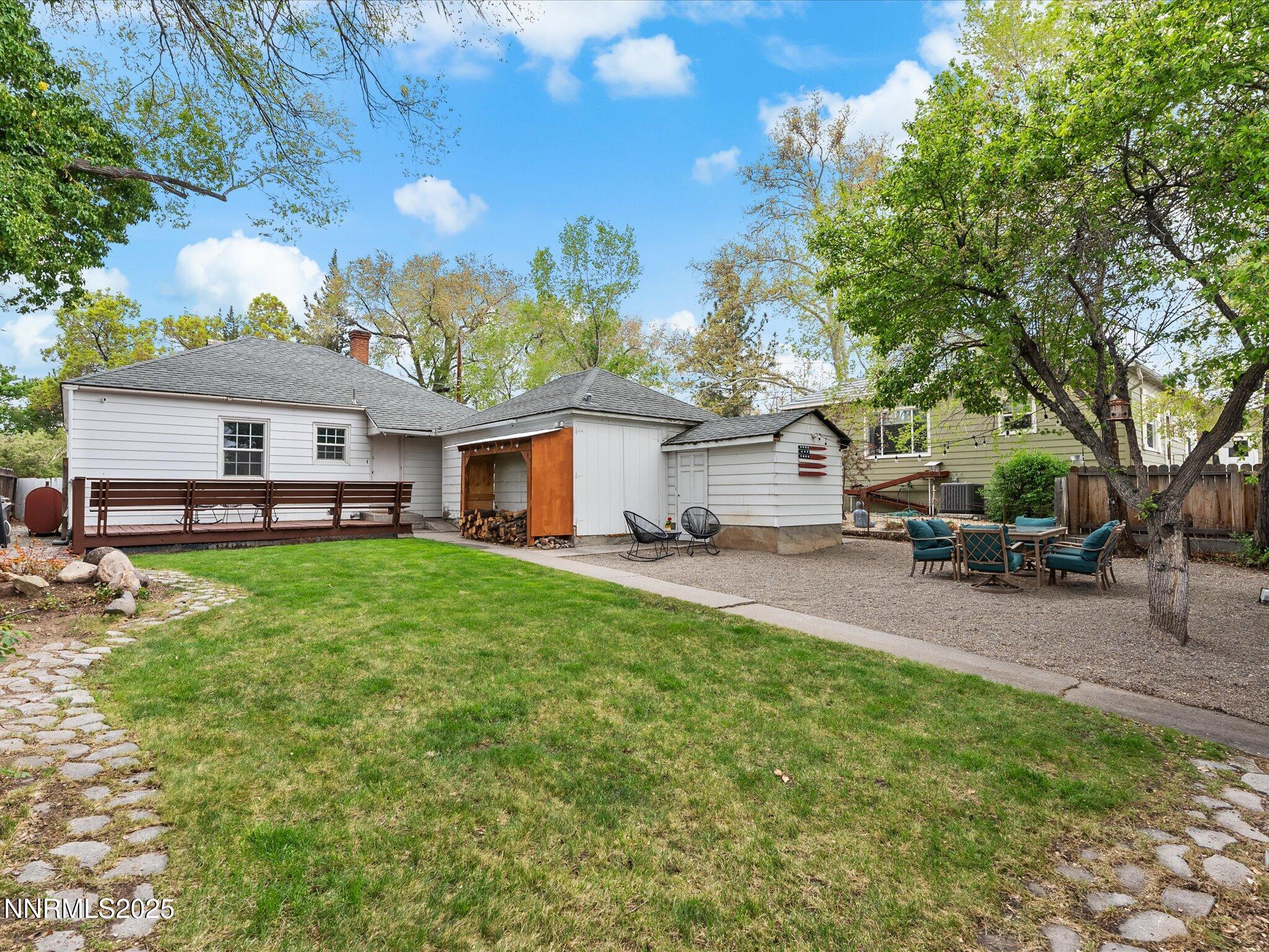 21-1620 The Strand-120