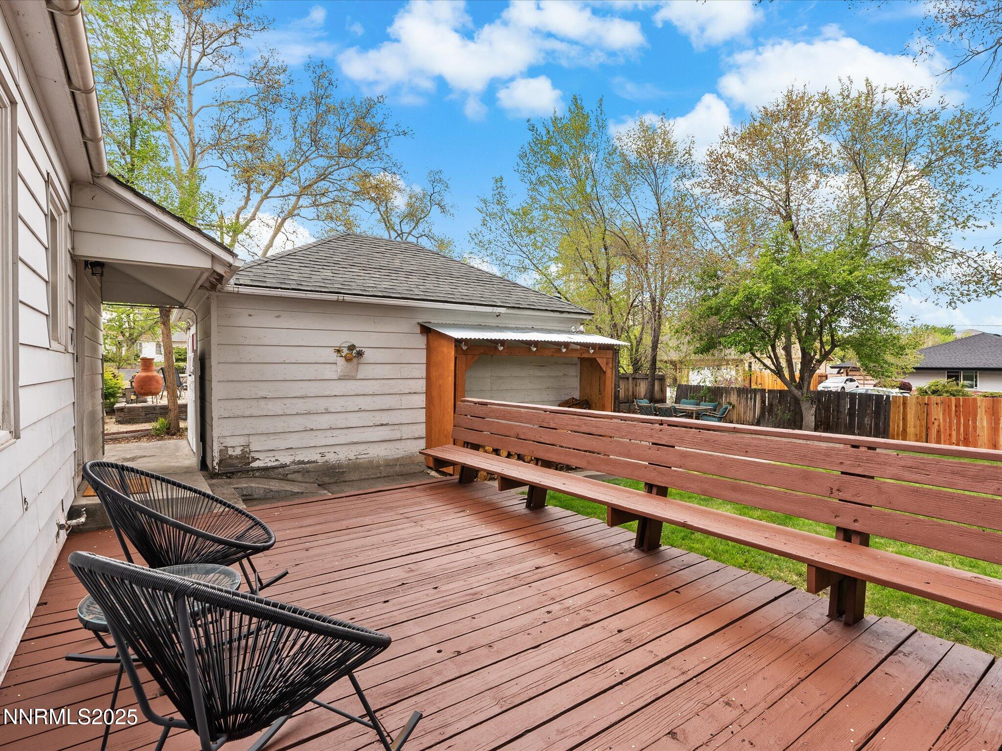 19-1620 The Strand-118