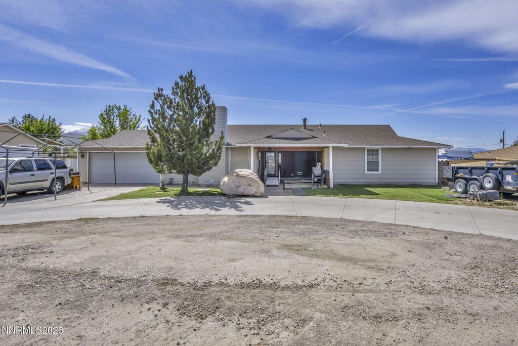 Photo of 13815 Kewanna Trail, Reno, NV 89521 (MLS # 260005585)